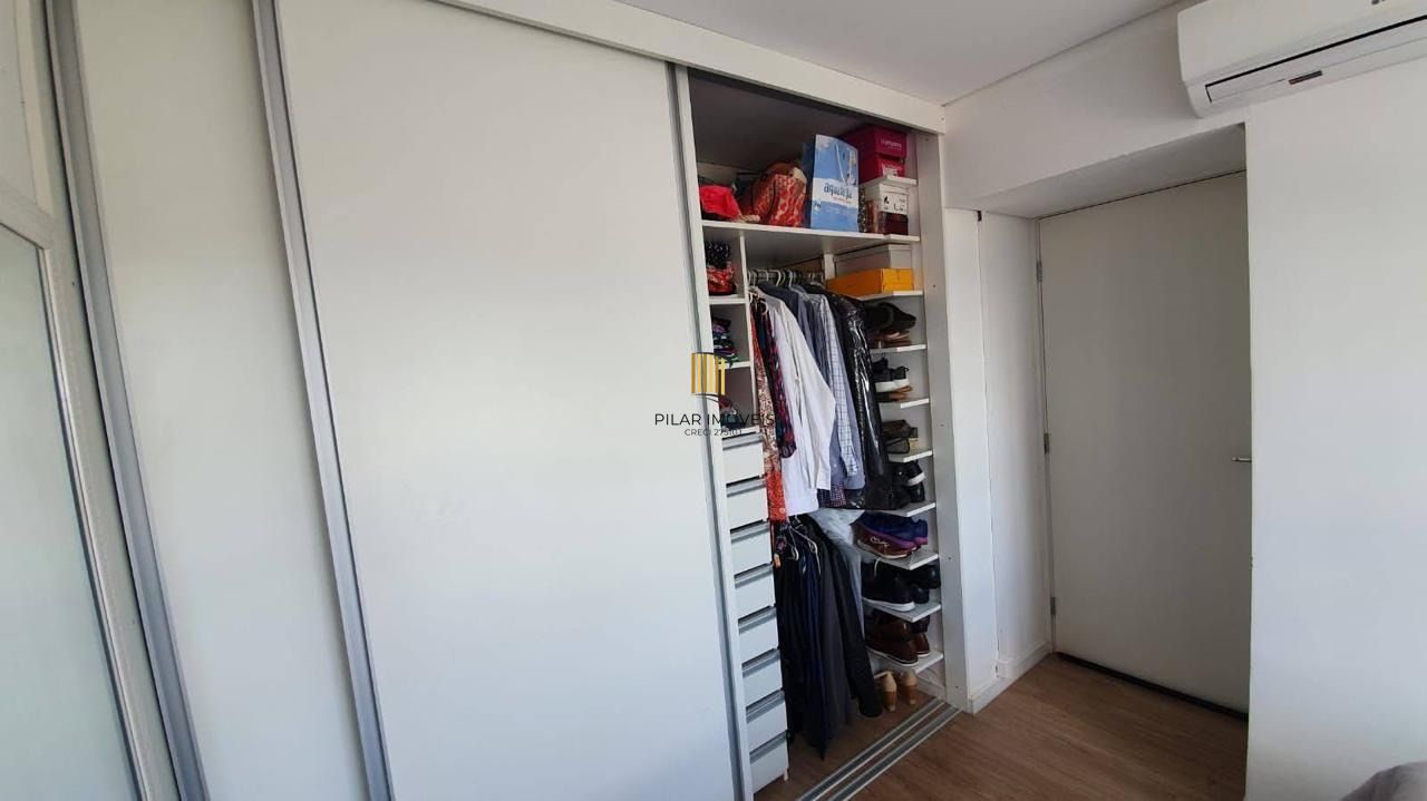 Apartamento de 2 quartos com 49 metros e 1 vaga de garagem andar alto.