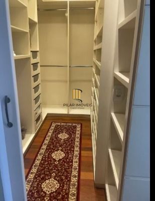 Casa 3 dormitórios no Bairro Chácara das Pedras