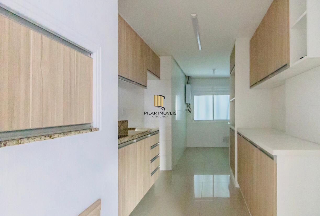 Apartamento de 2 dormitórios bairro Passo da Areia
