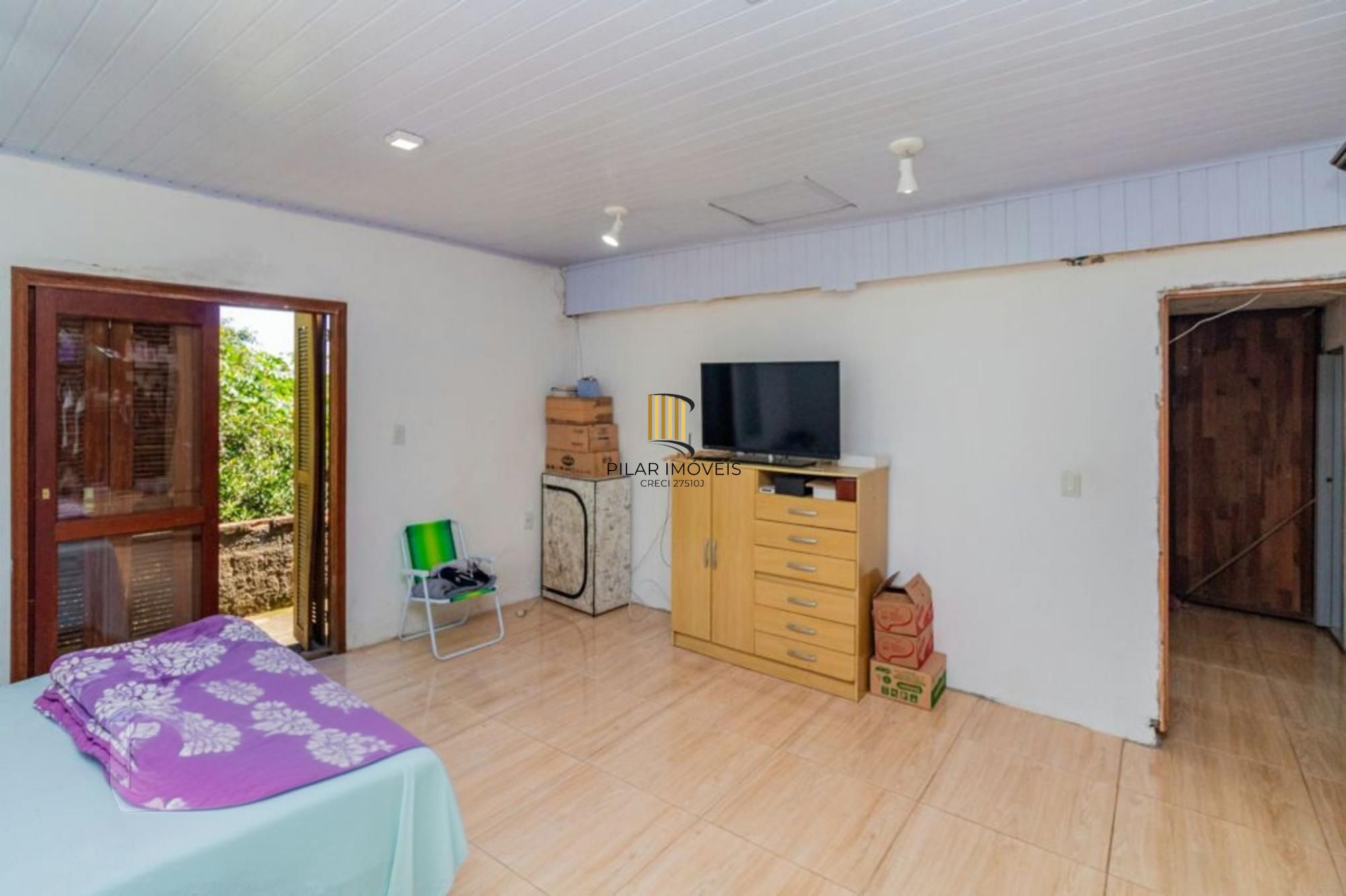 Casa de 3 quartos, 2 vagas no bairro Morro Santana