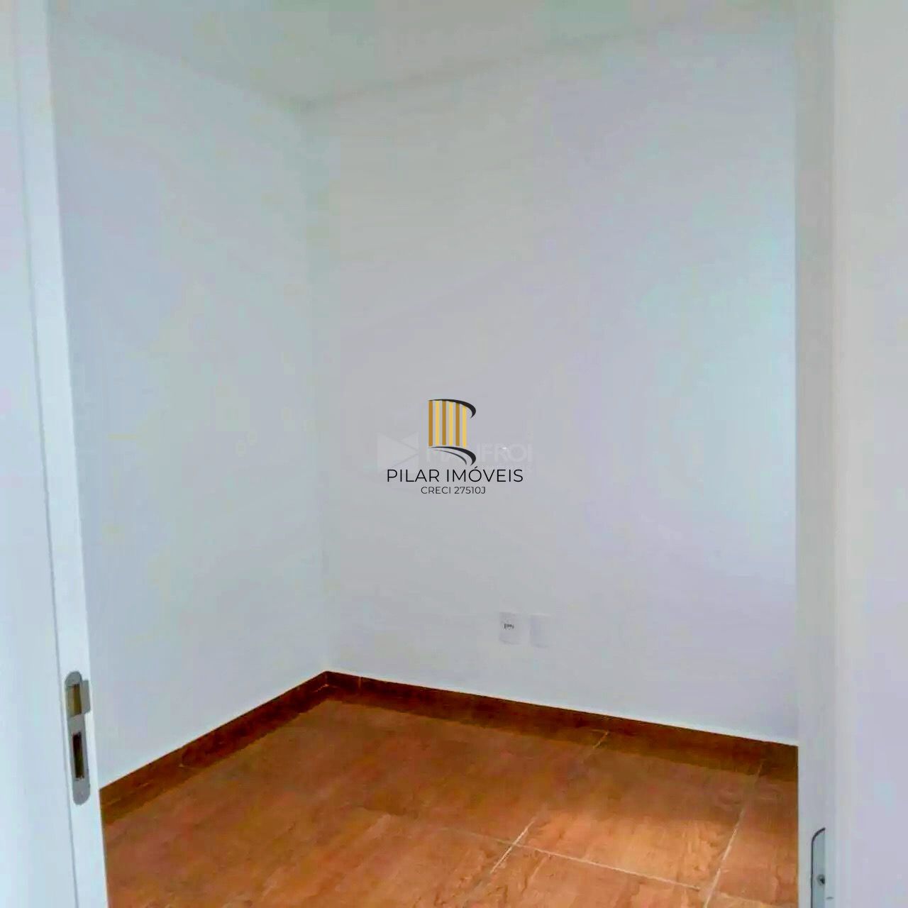 Apartamento com 2 dormitórios e vaga, 48 m² - venda em  Alvorada para Comprar