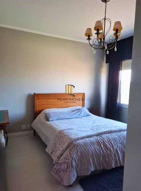 Apartamento com 3 quartos e 283m² à venda em Independência, Porto Alegre.