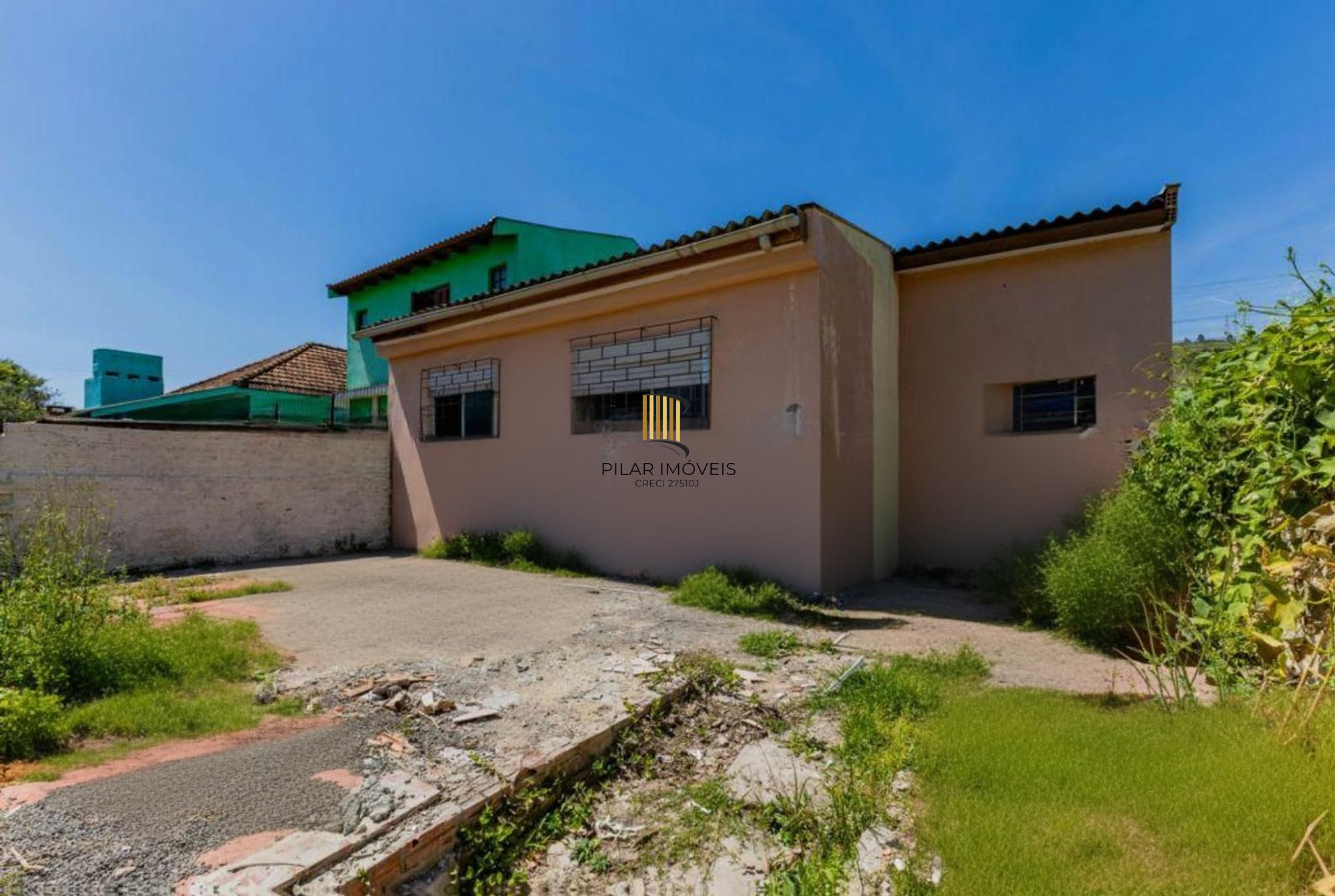 Casa com 3 Quartos e 2 vagas no Bairro Morro Santana