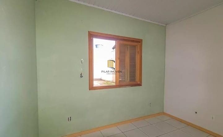 Casa de 2 dormitórios e 1 vaga de garagem em Canoas.