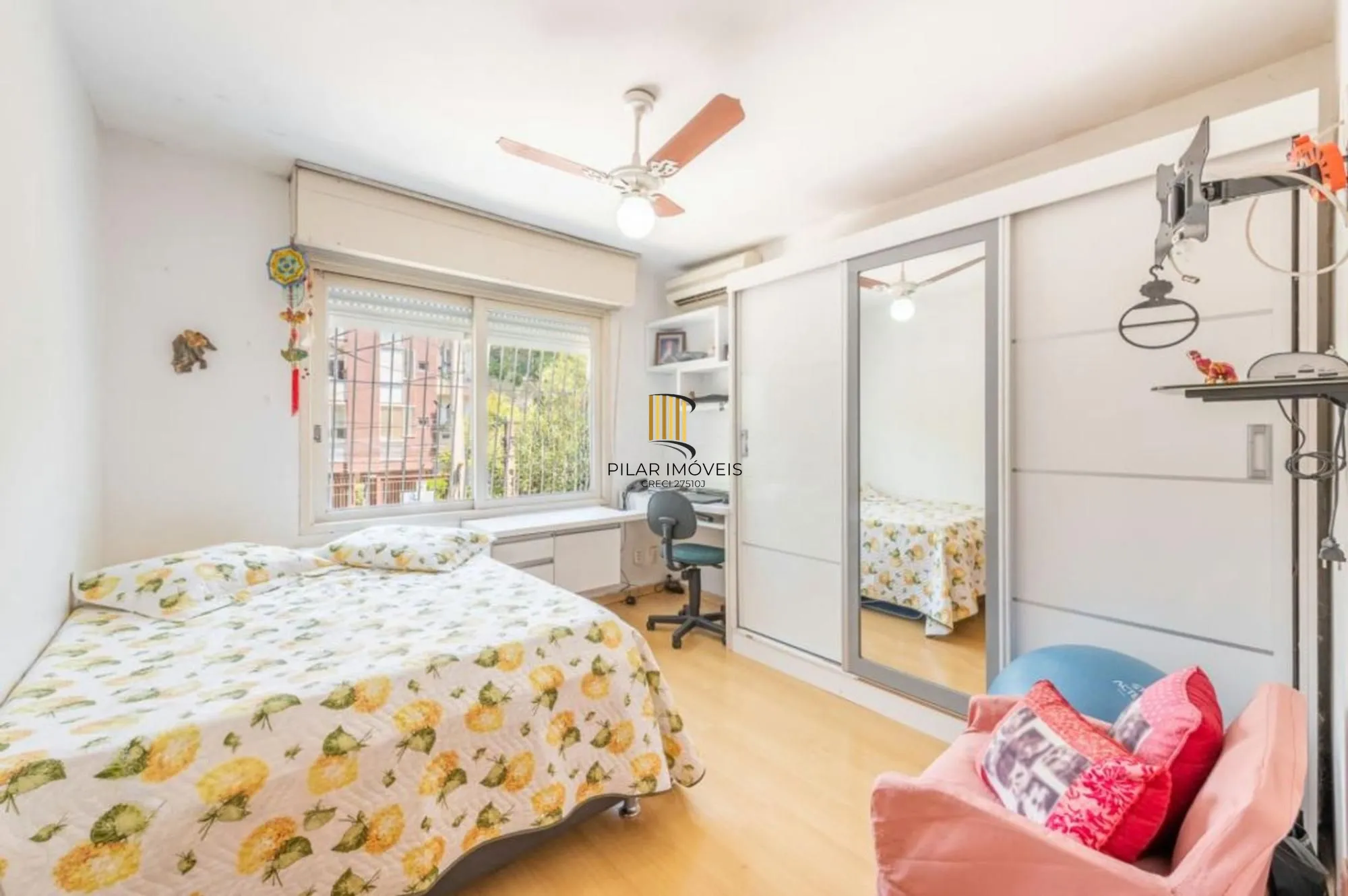 Casa 3 quartos, 2 suítes, 3 vagas no Rio Branco