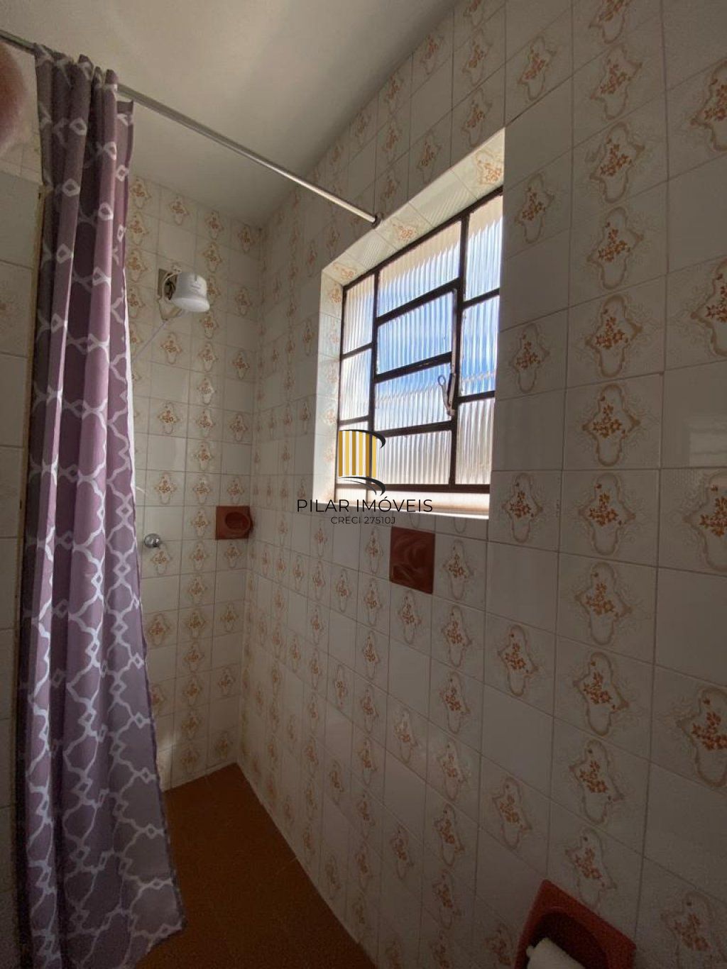 Casa com 2 quartos e 3 vagas no bairro Nossa Senhora das Graças