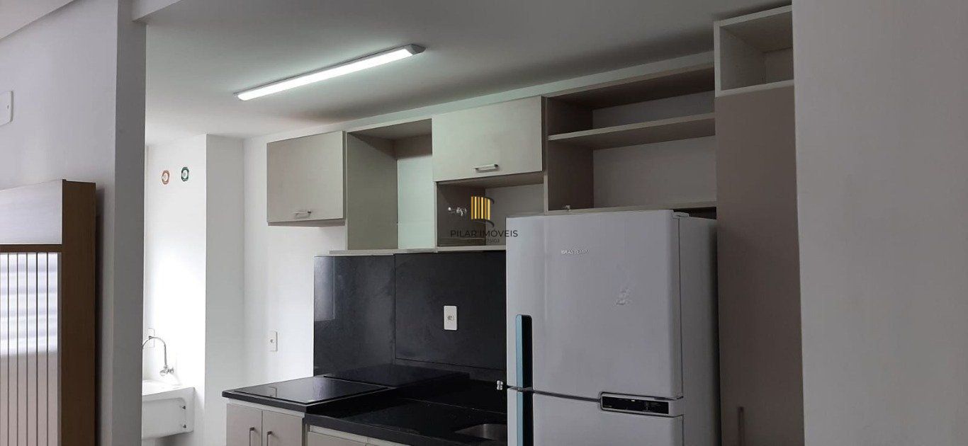 Apartamento com 1  Dormitório com piscina e Elevador no Centro de Canoas.