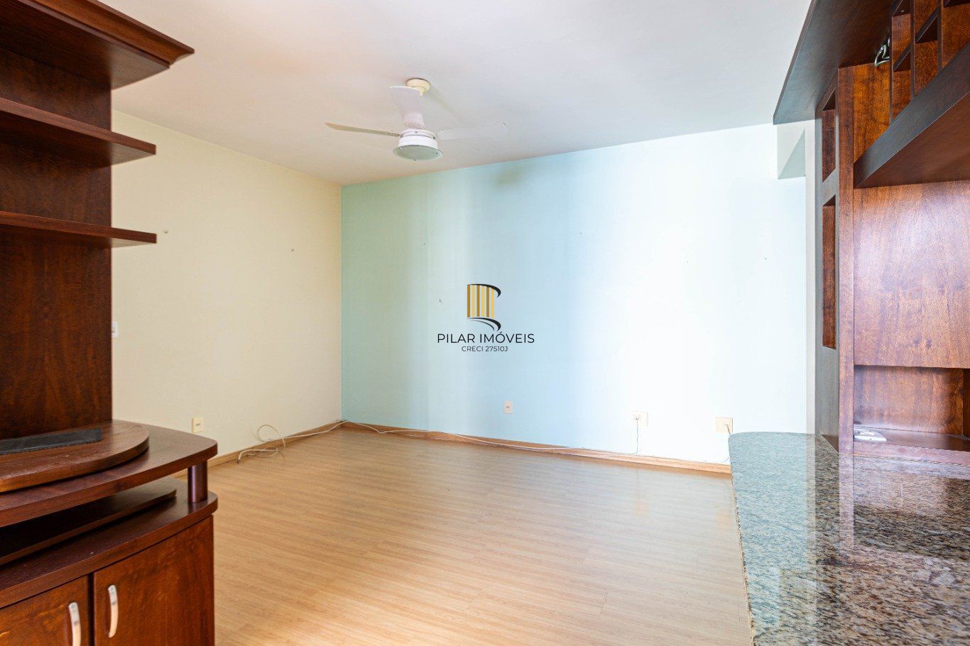 Apartamento com 3 Quartos, 1 suite e 1 vaga à Venda no bairro Tristeza.
