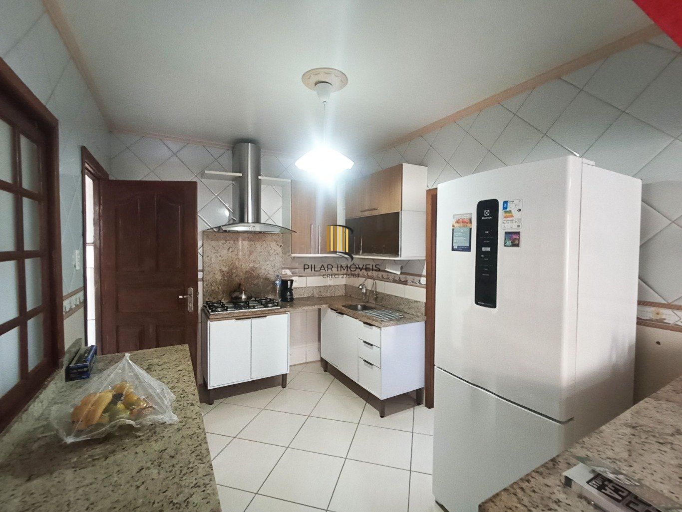 Casa de 3 dormitórios e 2 vagas de Garagem em Canoas.