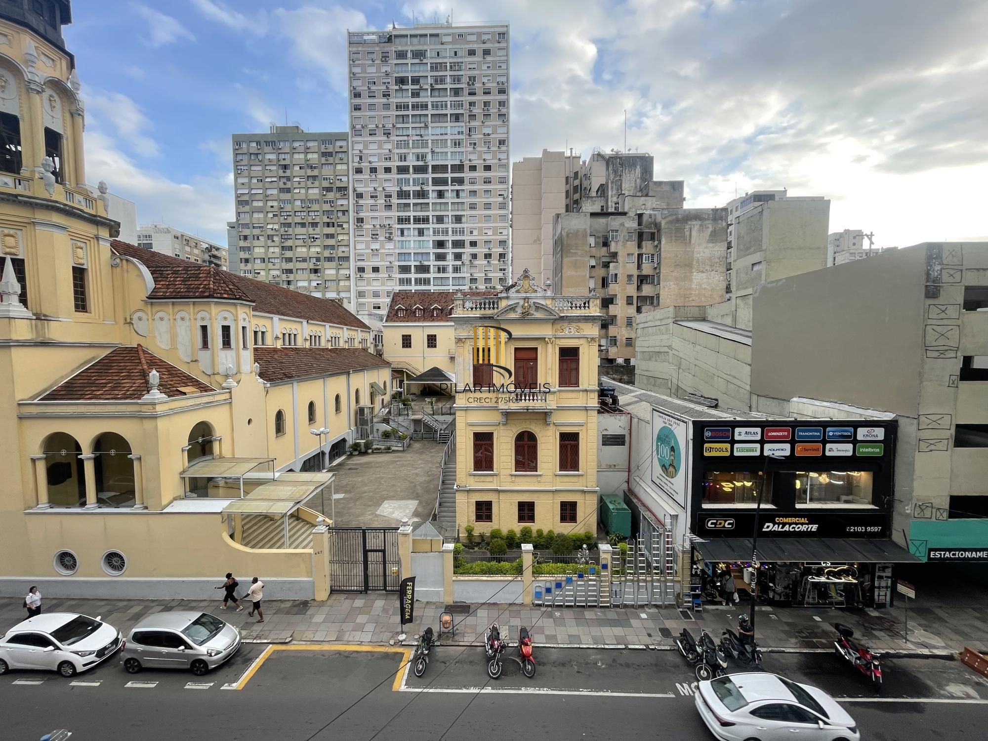 Apartamento 3 quartos com elevador no centro de Porto Alegre para Comprar