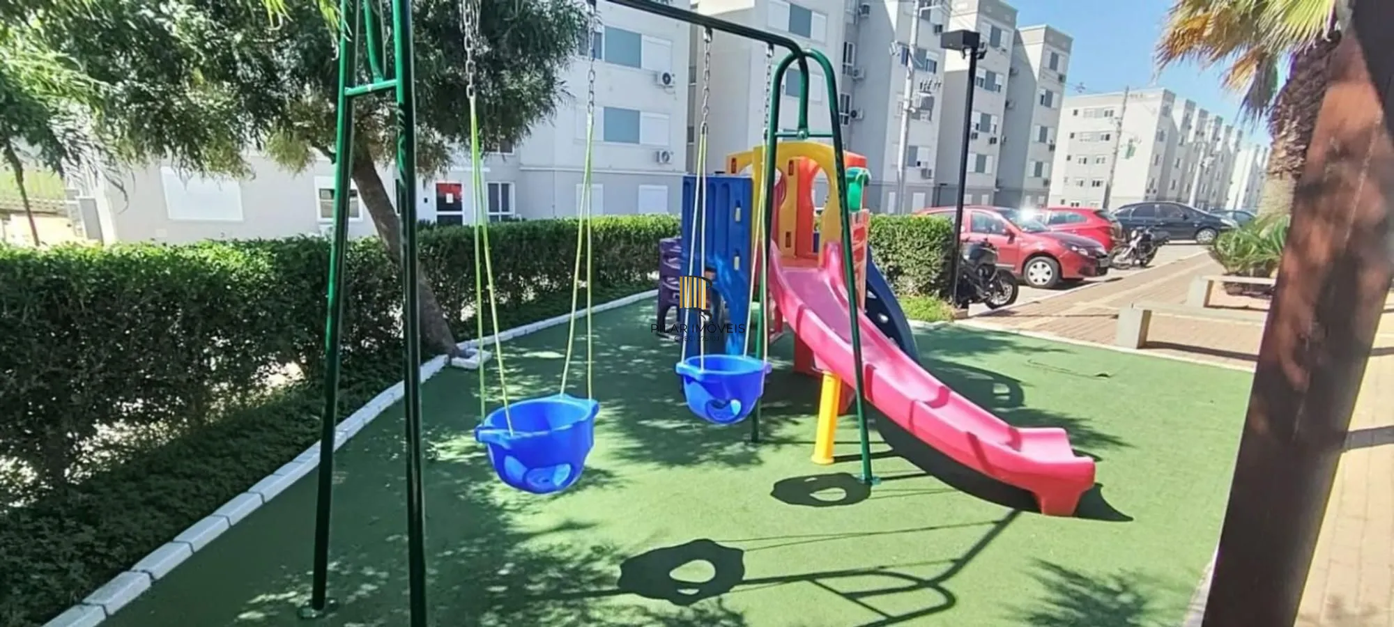 Apartamento de 2 dormitórios, piscina e 1 vaga de garagem em Canoas.