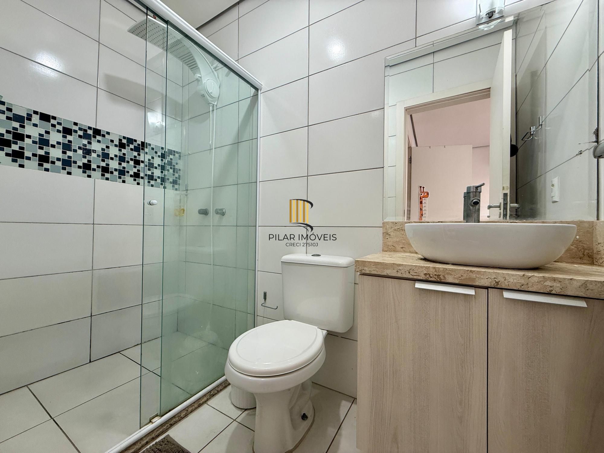 Casa para venda 2 suítes e 2 vagas, em Niterói com 81 m² em Canoas
