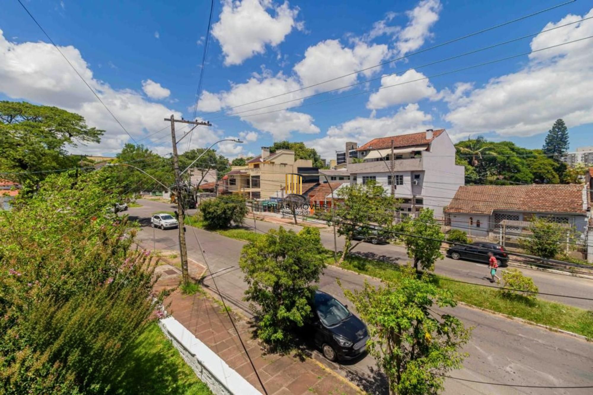 Apartamento semi mobiliado de 2 quartos no bairro Passo da Areia