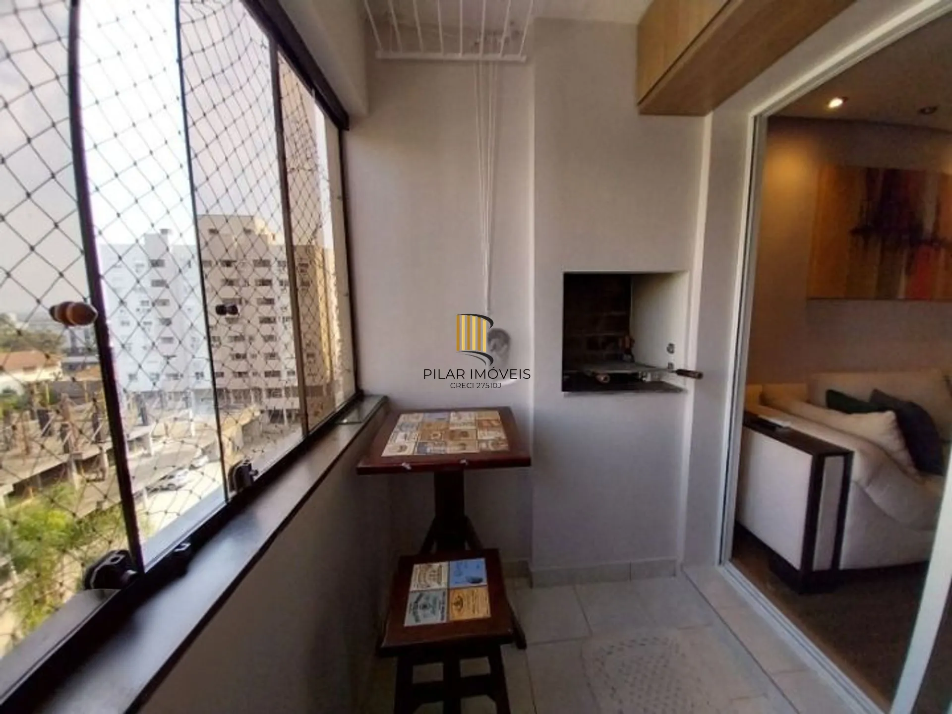Apartamento de 3 dormitórios, elevador e 1 vaga de garagem em Canoas.
