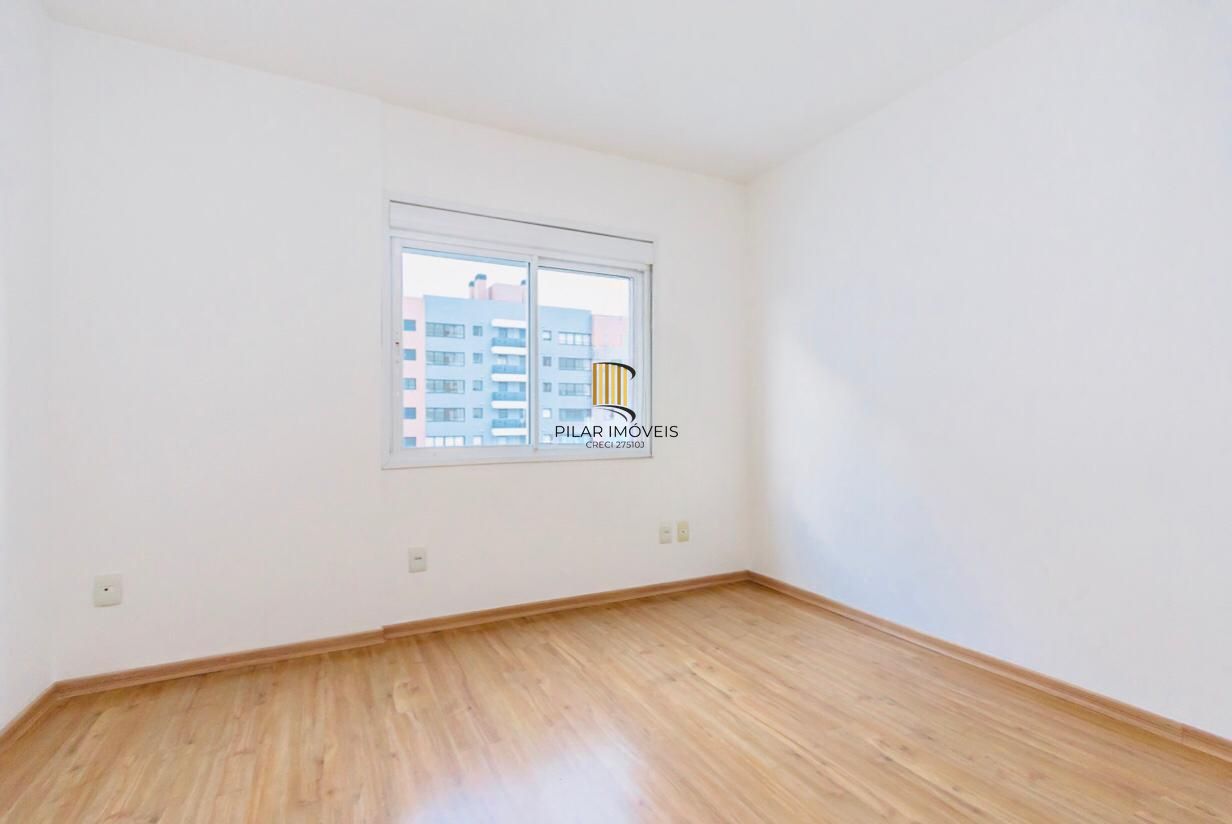 Apartamento de 2 dormitórios bairro Passo da Areia