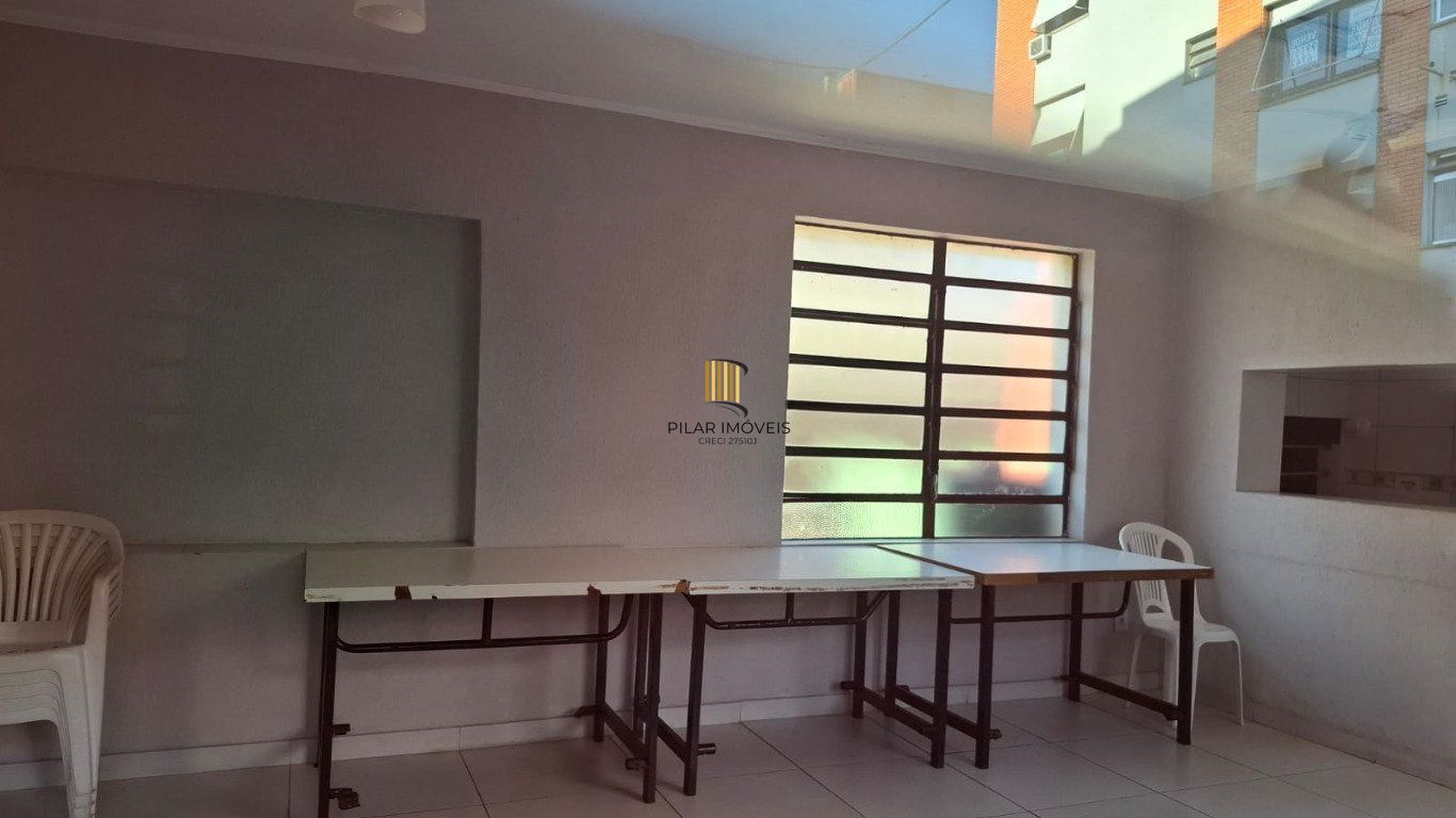 Apartamento de 2 dormitórios no bairro Sarandi Porto Alegre