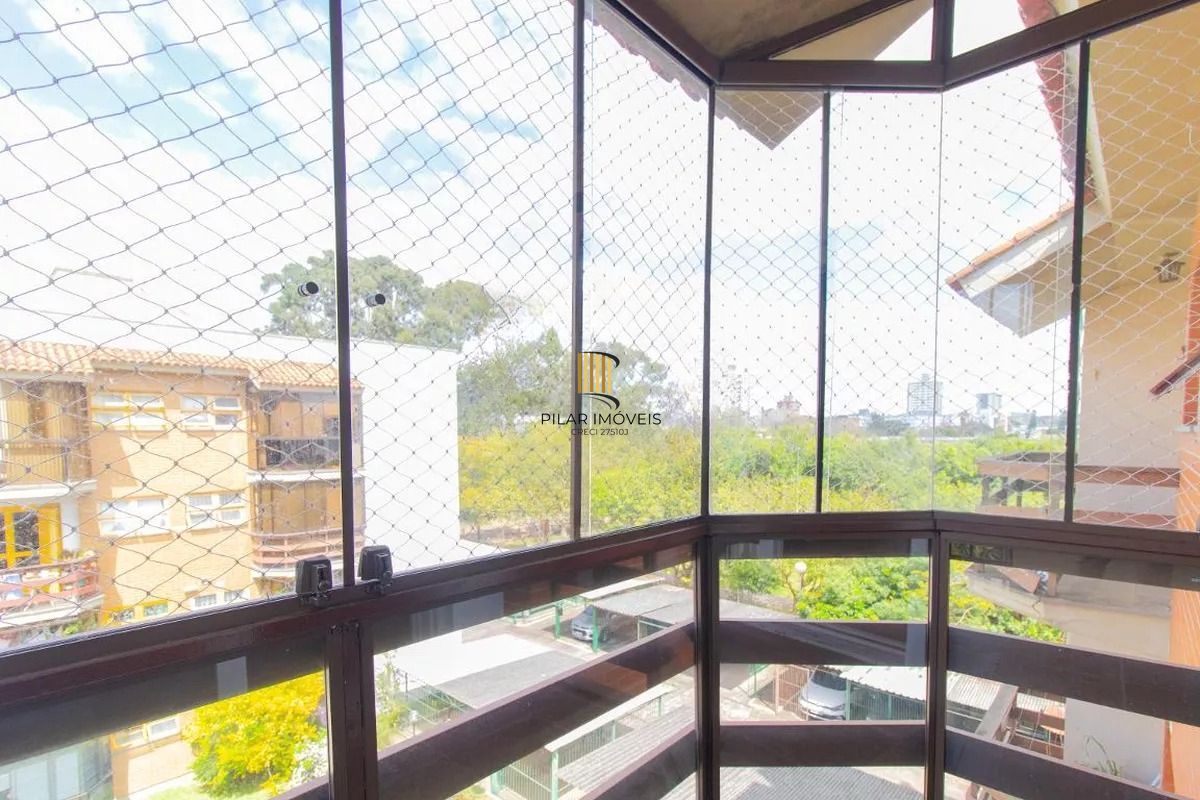 Apartamento à venda com 64m², 2 quartos e 1 vaga no Partenon