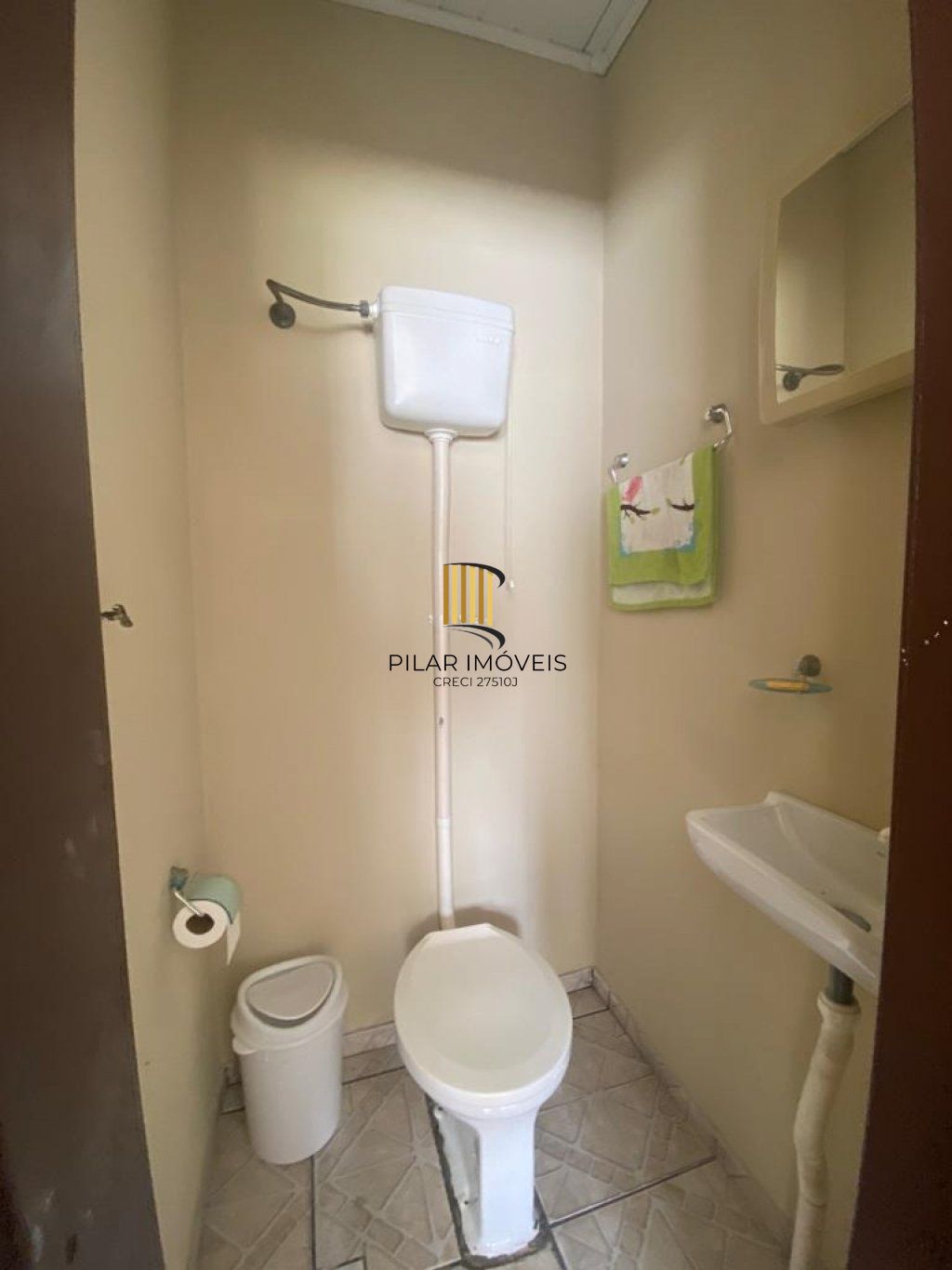 Casa com 2 quartos e 3 vagas no bairro Nossa Senhora das Graças