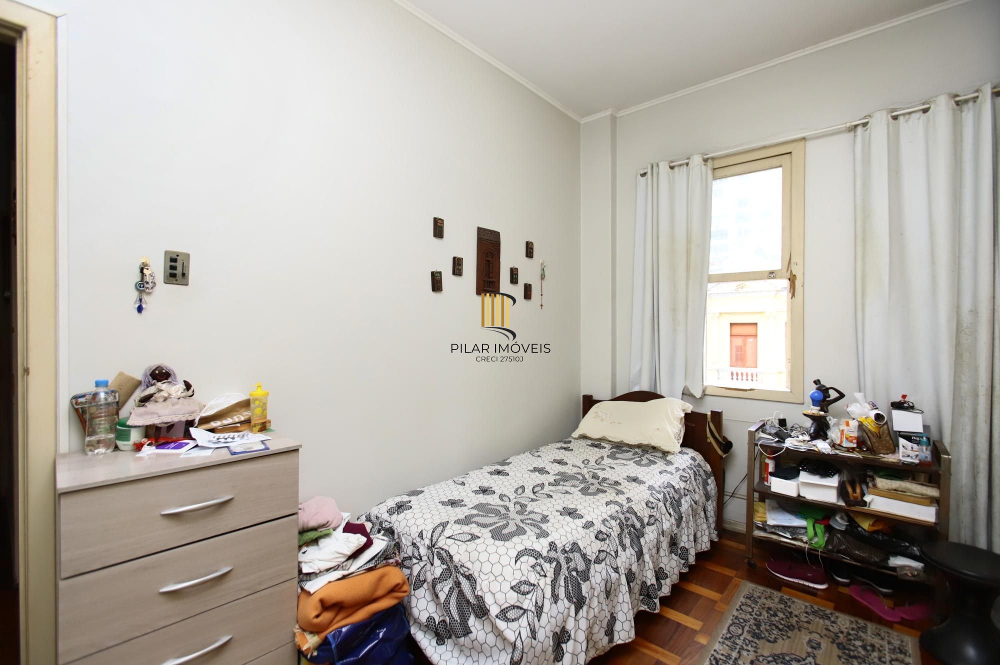 Apartamento 3 quartos com elevador no centro de Porto Alegre para Comprar