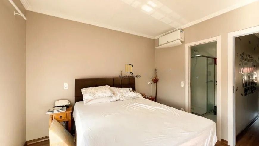 Casa de condomínio com 2 quartos, vaga e pátio no bairro parque Santa Fe