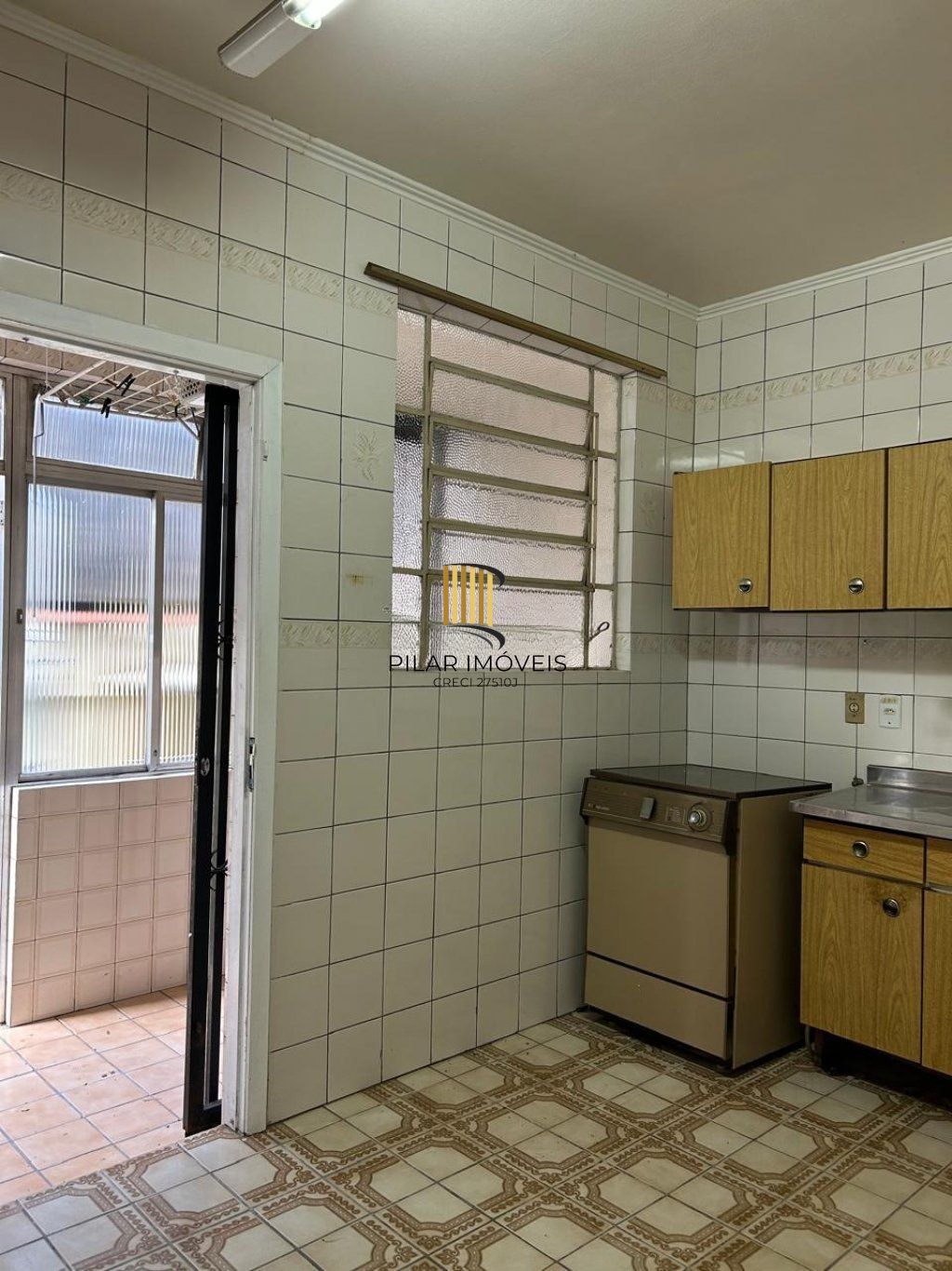 Apartamento térreo com 3 quartos no Bairro Cidade Baixa