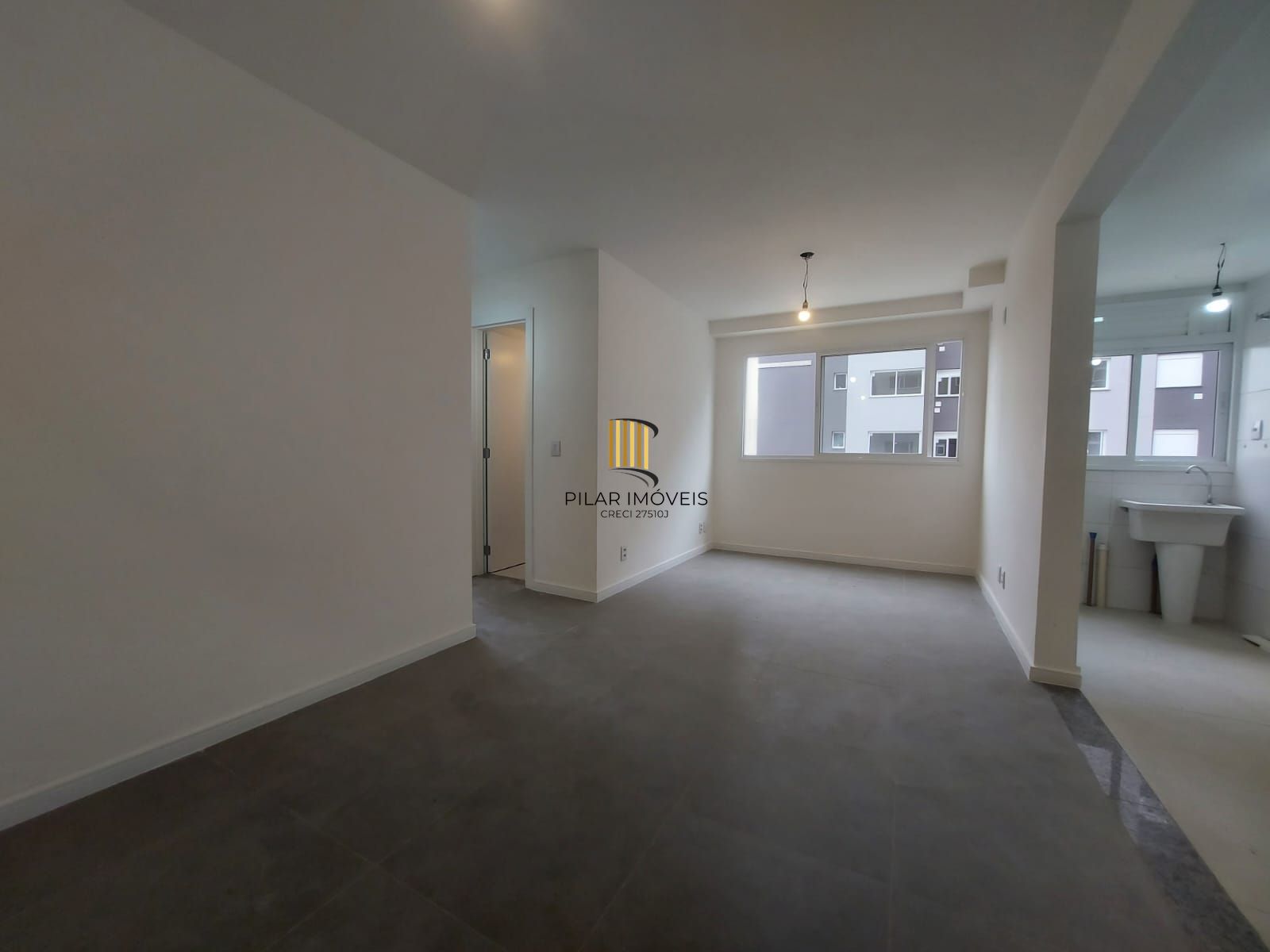 Apartamento de 2 quartos, suíte, elevador e 1vaga no bairro Jardim Sabará