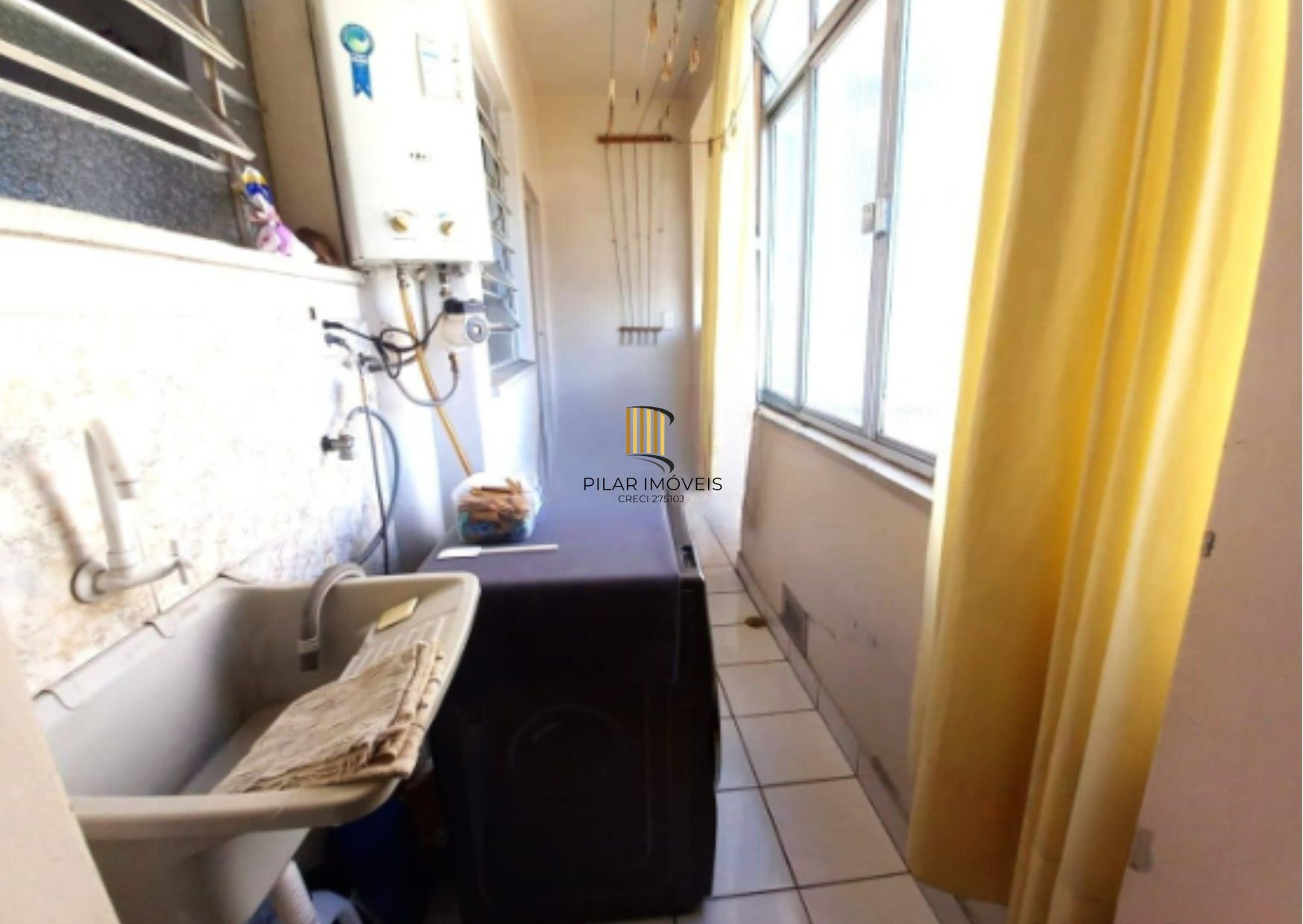 Apartamento com 3 dormitórios e 109m² à venda em Navegantes