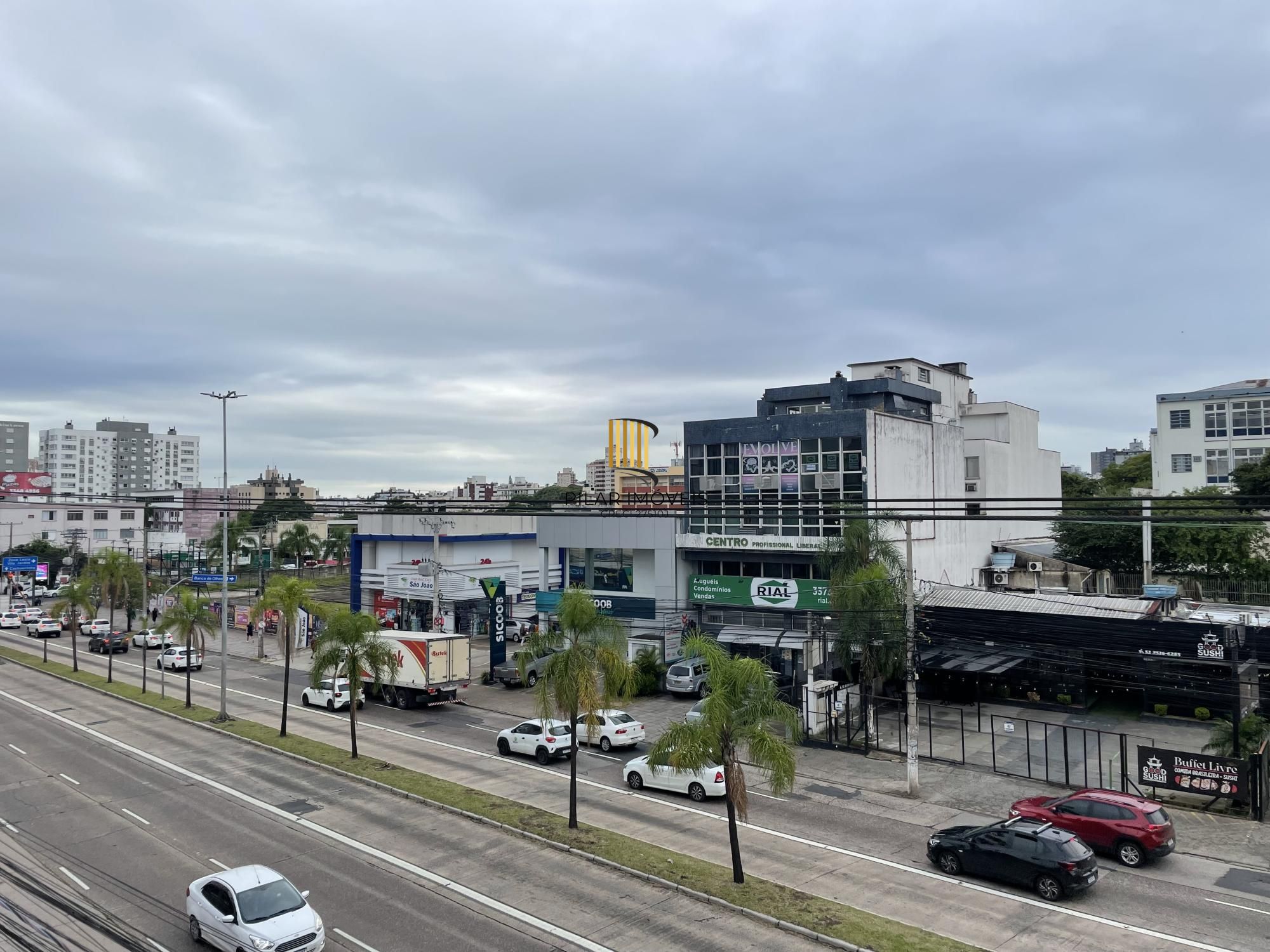 Apartamento 3 dormitórios Av. Assis Brasil