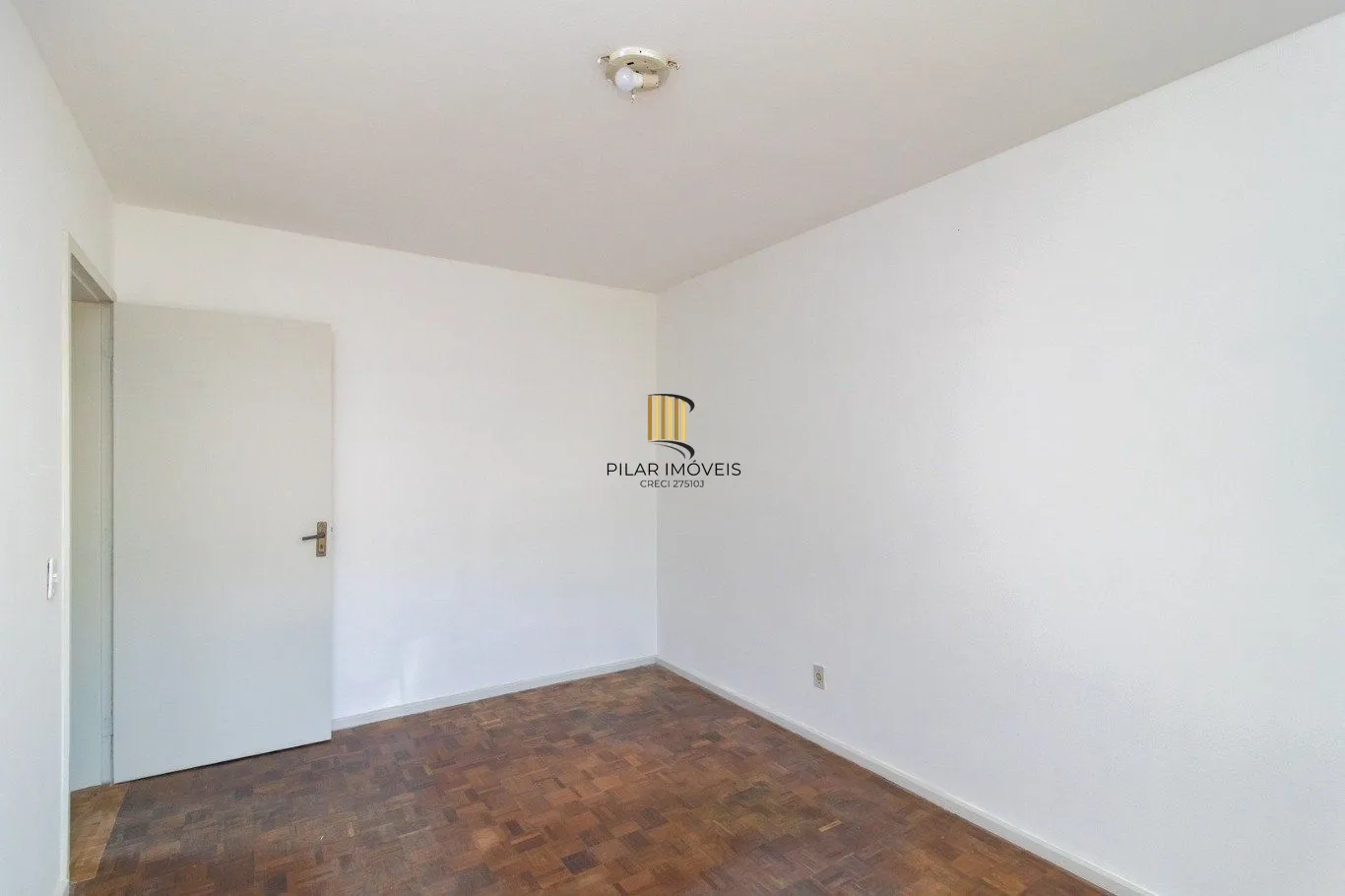 Apartamento térreo de 2 dormitórios e 1 vaga no bairro Nonoai