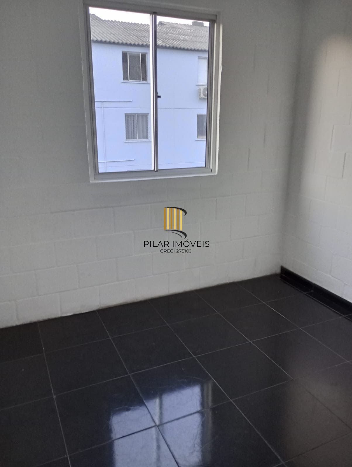 Apartamento com 2 dormitórios Vaga de garagem no Bairro Vila Nova, Porto Alegre
