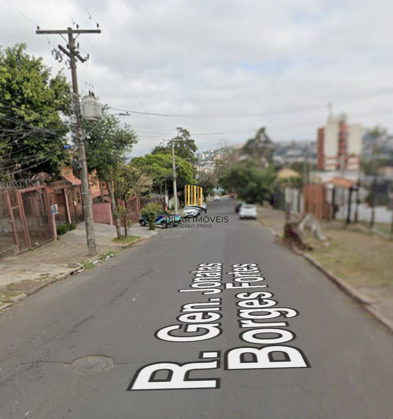 Casa Sobrado semi mobiliada com 3 dormitórios no Bairro Jardim Floresta