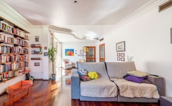 Apartamento com 3 quartos,1 suíte, elevador na independência.