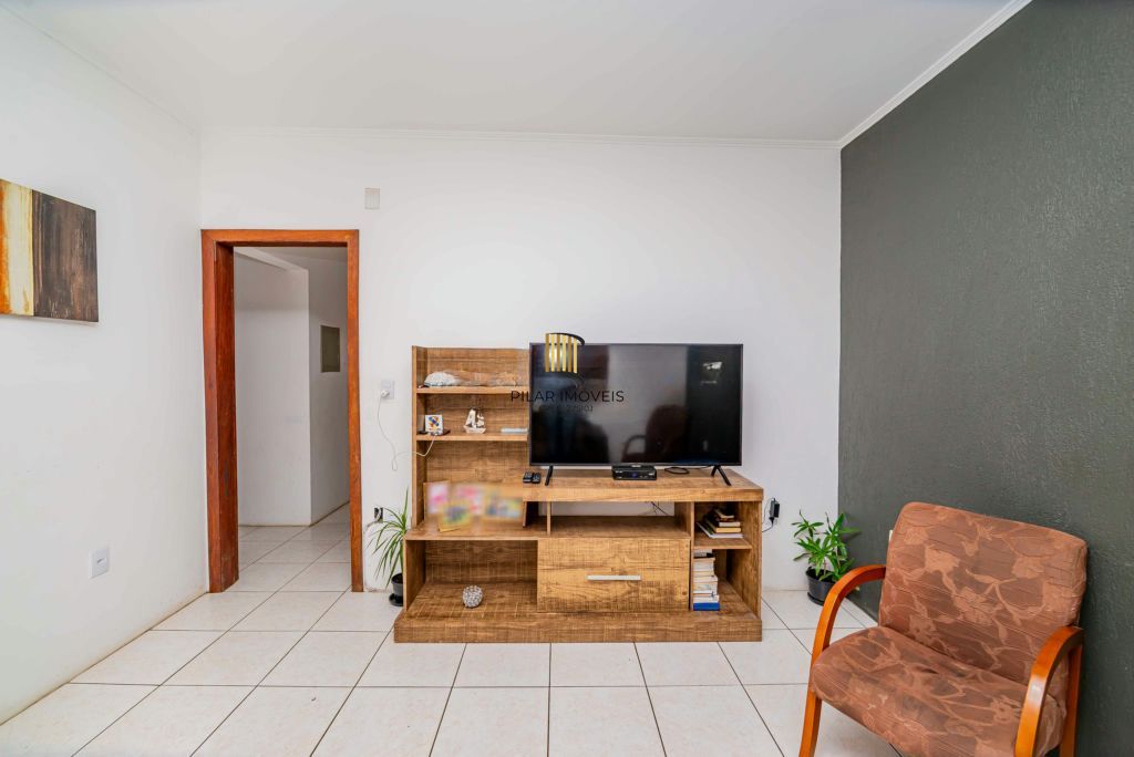 Casa com 3 quartos e 4 vagas à venda em Vila Nova