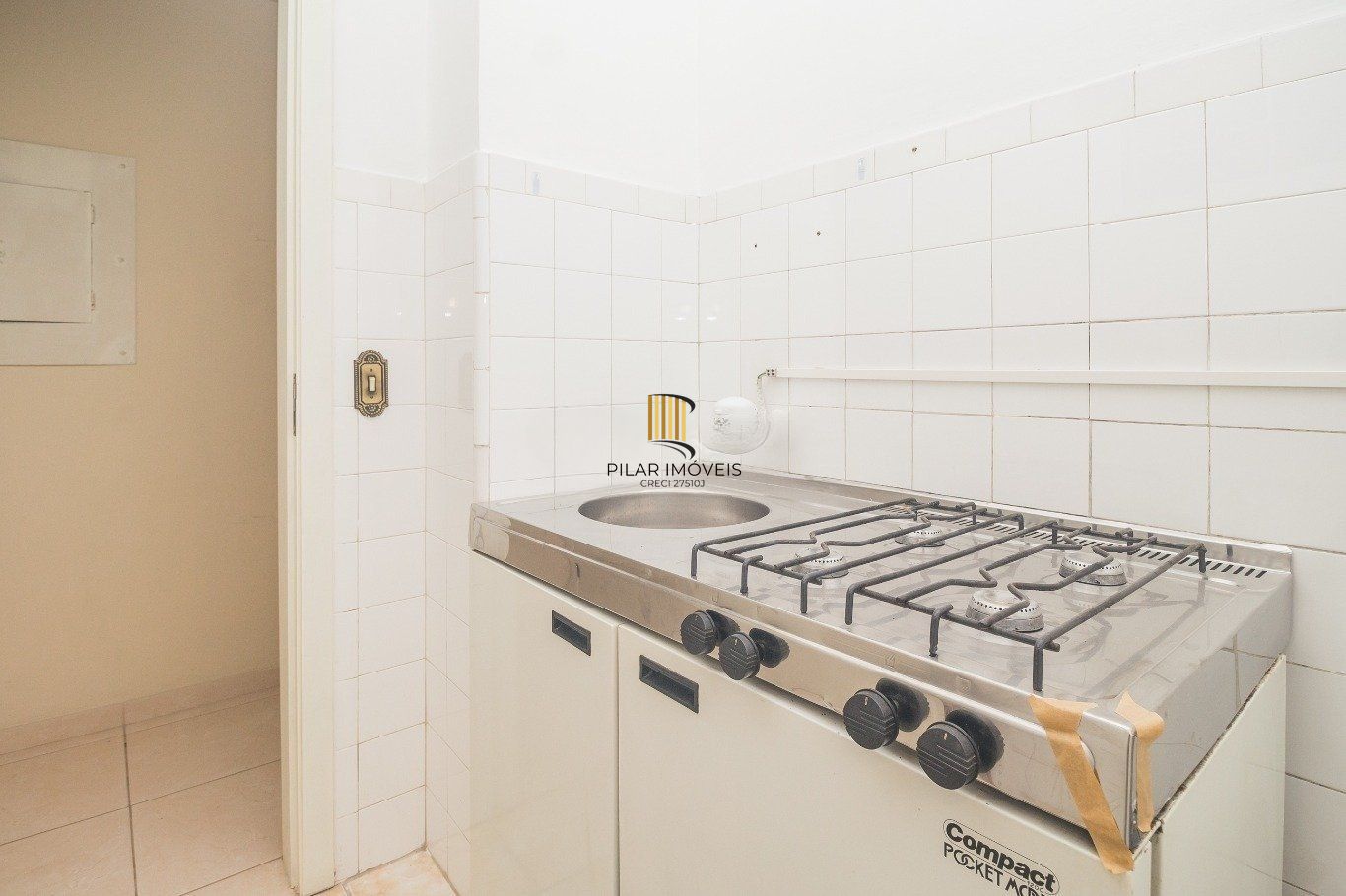 Apartamento de 2 quartos com 51 metros privativos na Av: Senador Salgado Filho