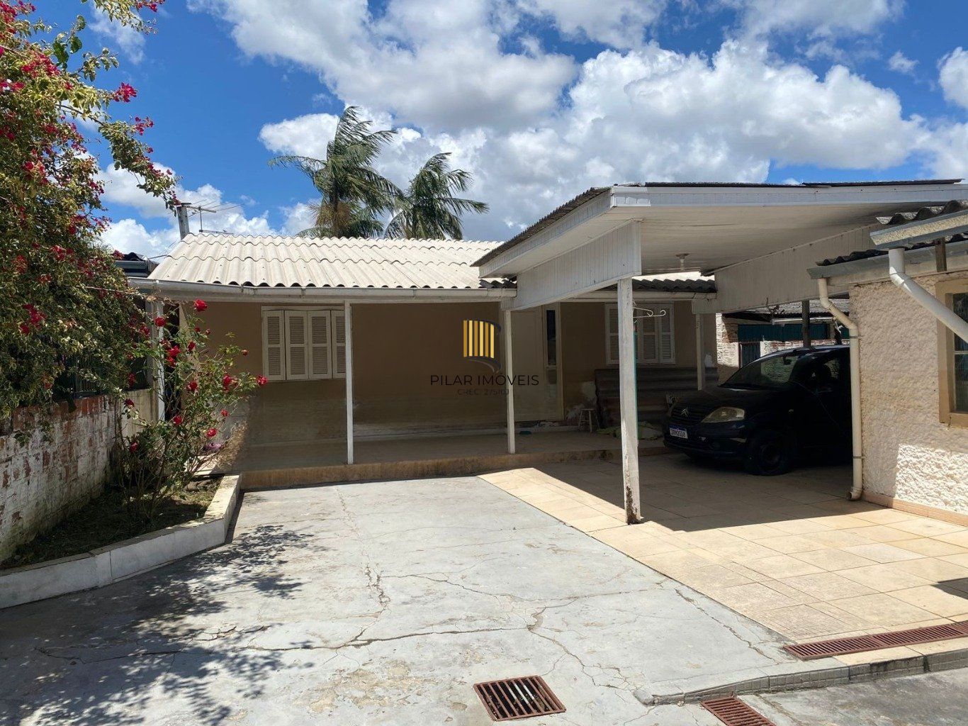Casa de 2 dormitórios e 2 vaga de garagem em Vila Eunice Cachoeirinha.
