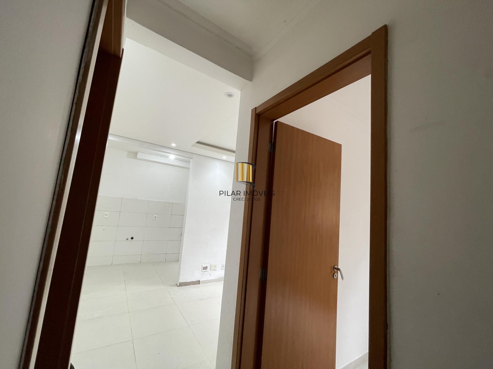 Apartamento Térreo 2 quartos em condomínio fechado com piscina e infra completa