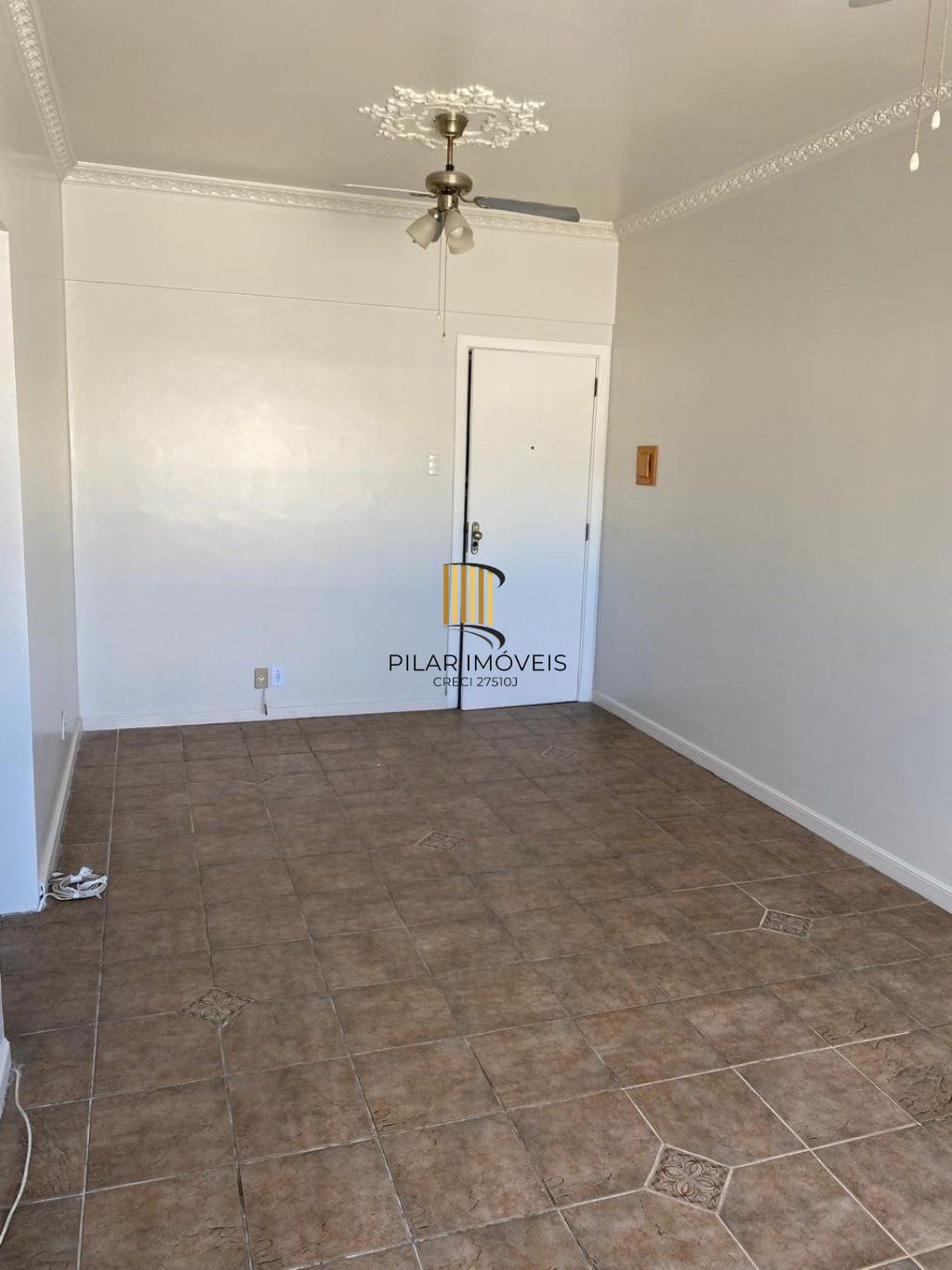 Apartamento JK com 1 quarto e com elevador  no bairro Farroupilha.