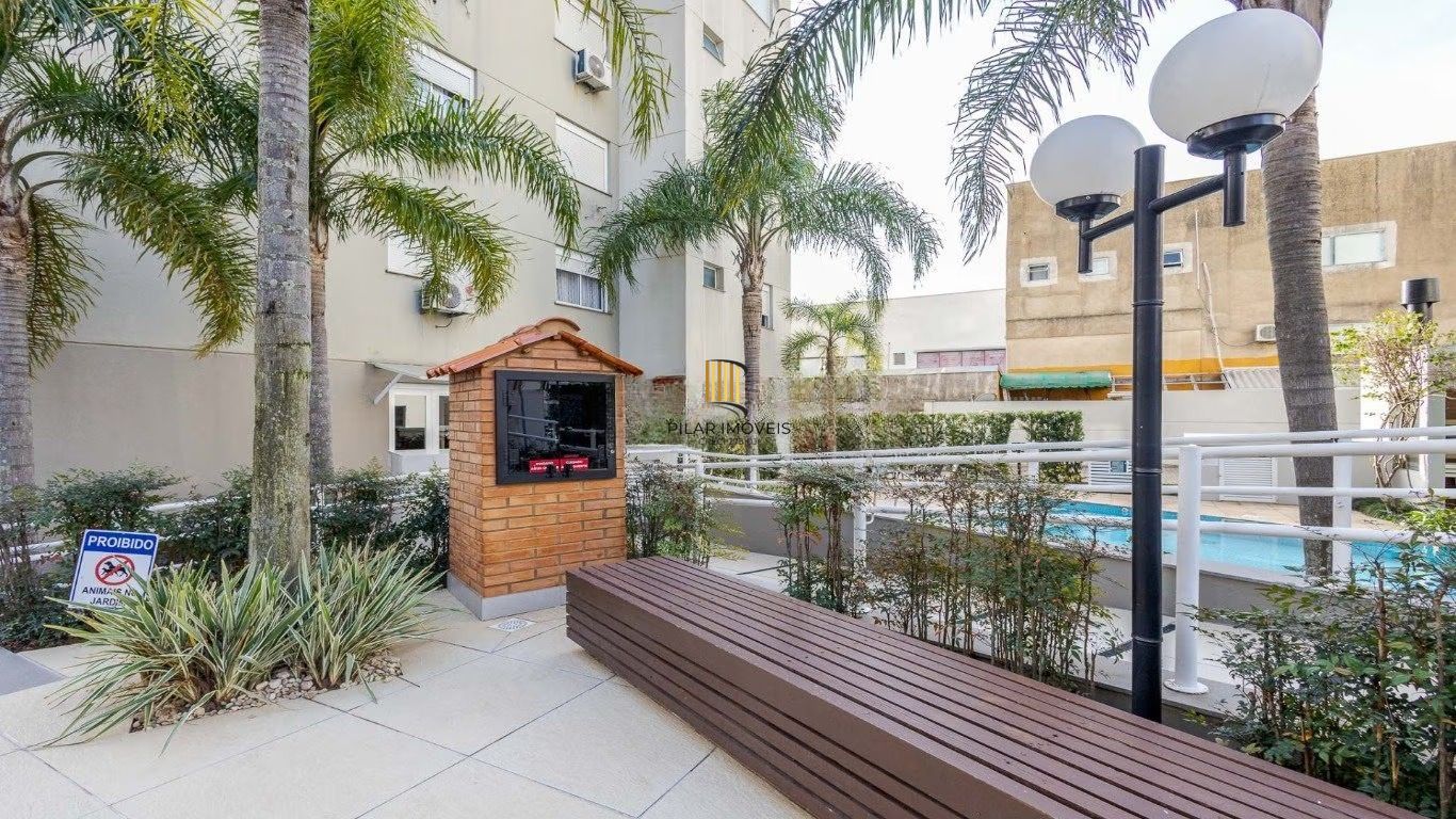 Apartamento de 2 quartos, elevador e 1 vaga de garagem em Canoas.