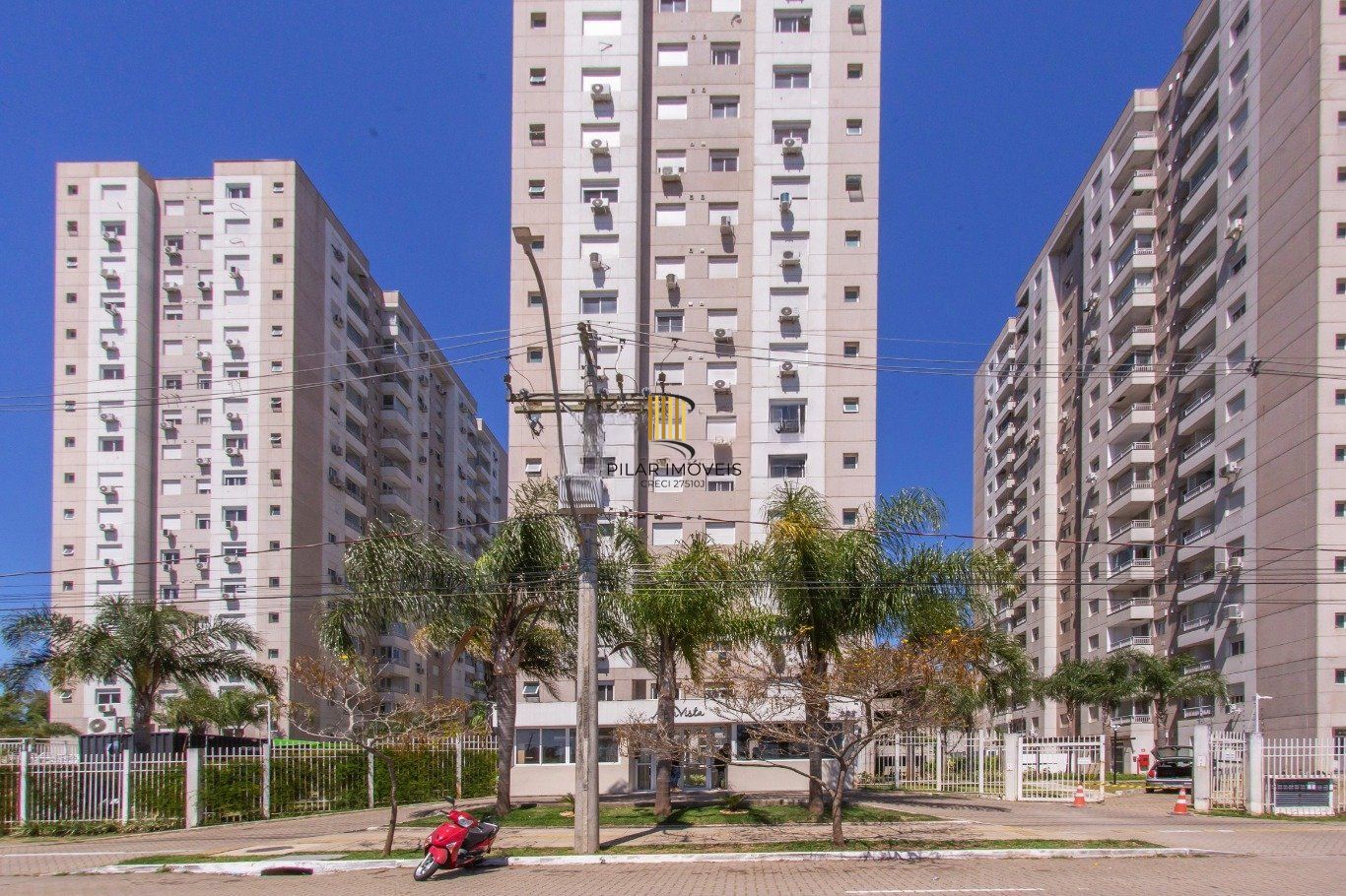 Apartamento 75m²,  3 dormitórios, 1 vaga à venda Rua Airton Ferreira da Silva.