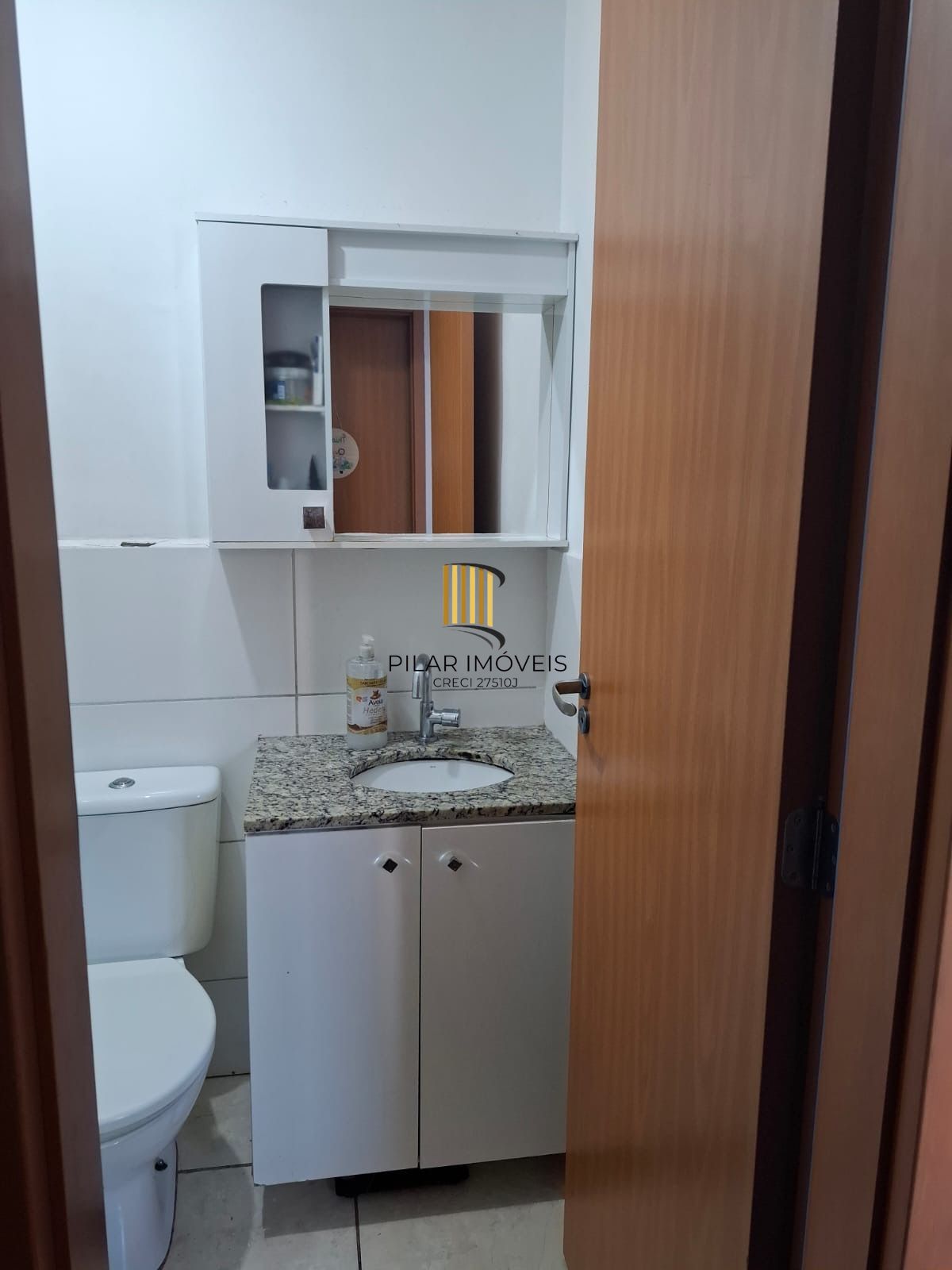 Apartamento 2 dormitórios 1 vaga no condomínio Laçador, Jardim Leopoldina