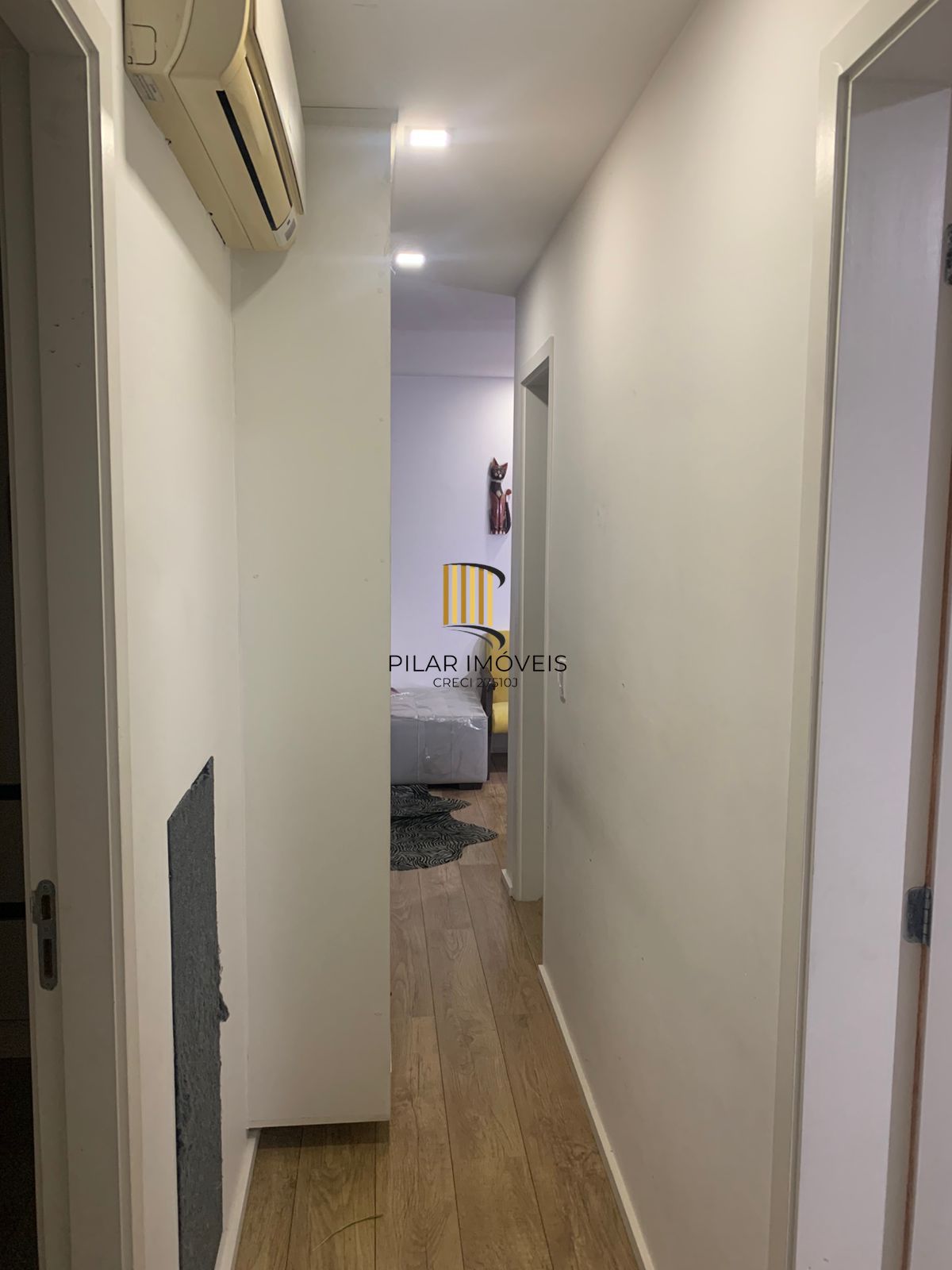 Apartamento com 3 quartos, elevador, sacada e 1 vaga Sarandi.