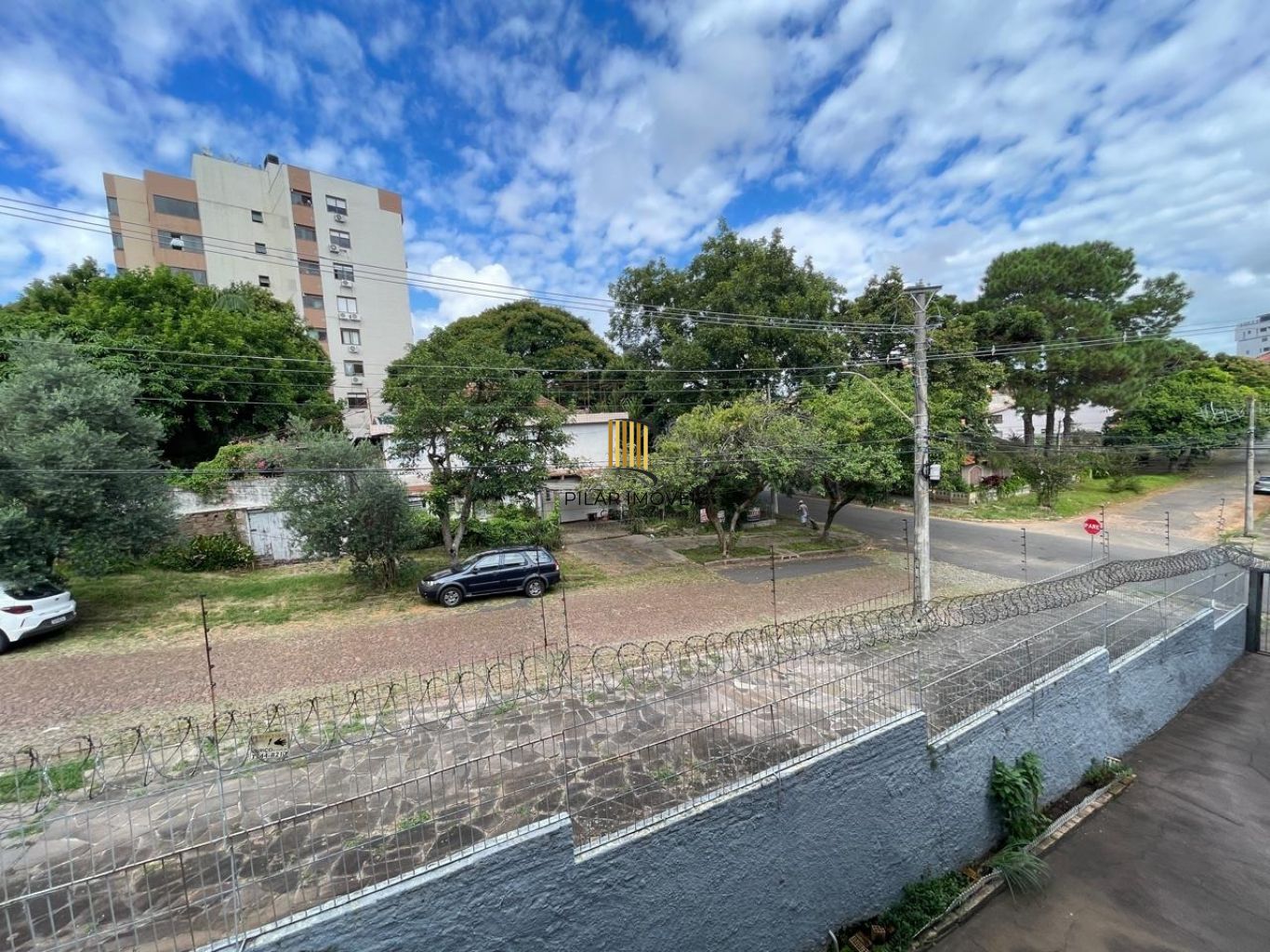 Apartamento à venda com 2 dormitórios no Bairro Cristo Redentor