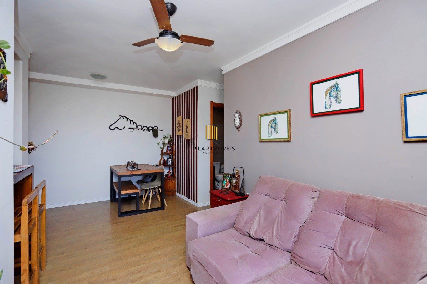 Apartamento com 2 quartos e 57m² à venda em Jardim Carvalho, Porto Alegre