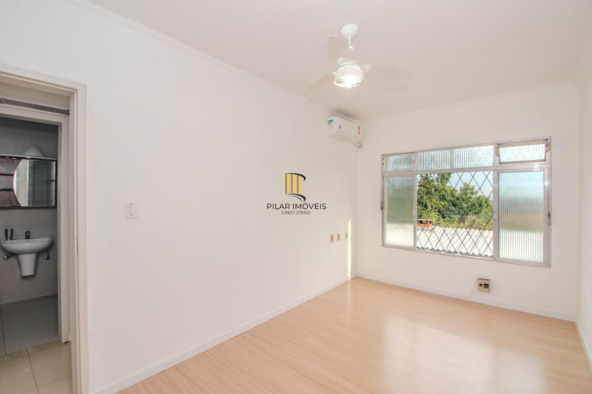 Casa com 3 dormitórios no Bairro Jardim Floresta