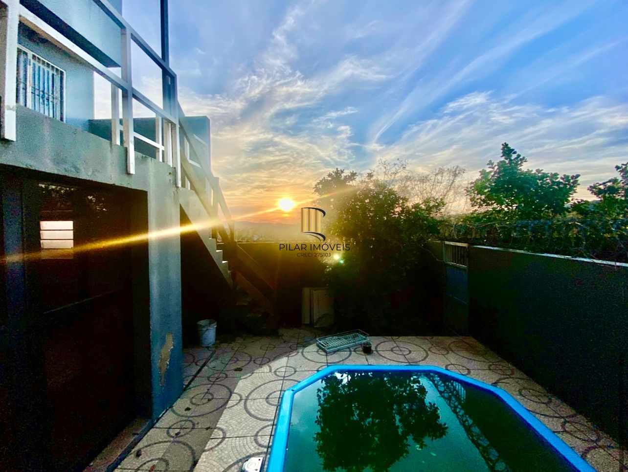 Casa em condomínio com 3 quartos 2 vagas à venda no Condomínio Encosta do Sol