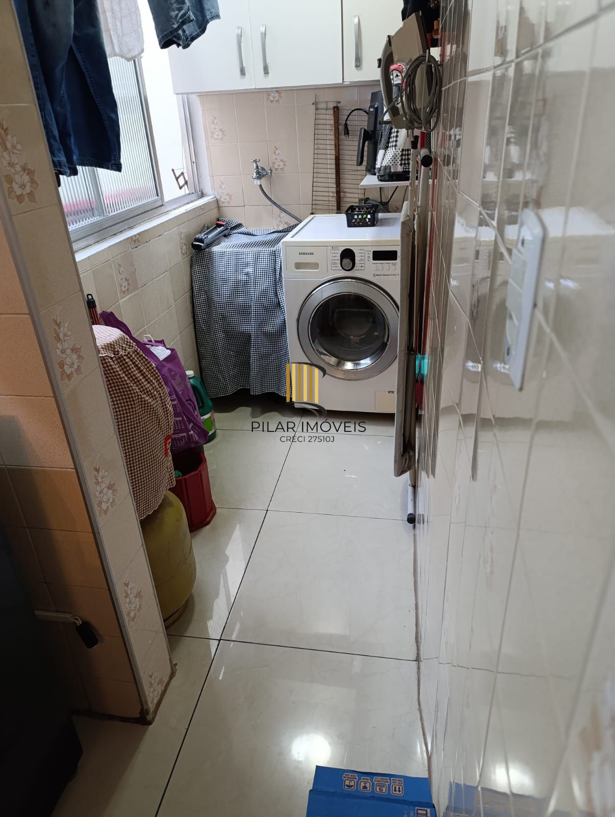Apartamento semi mobiliado de 1 dormitório bairro Sarandi