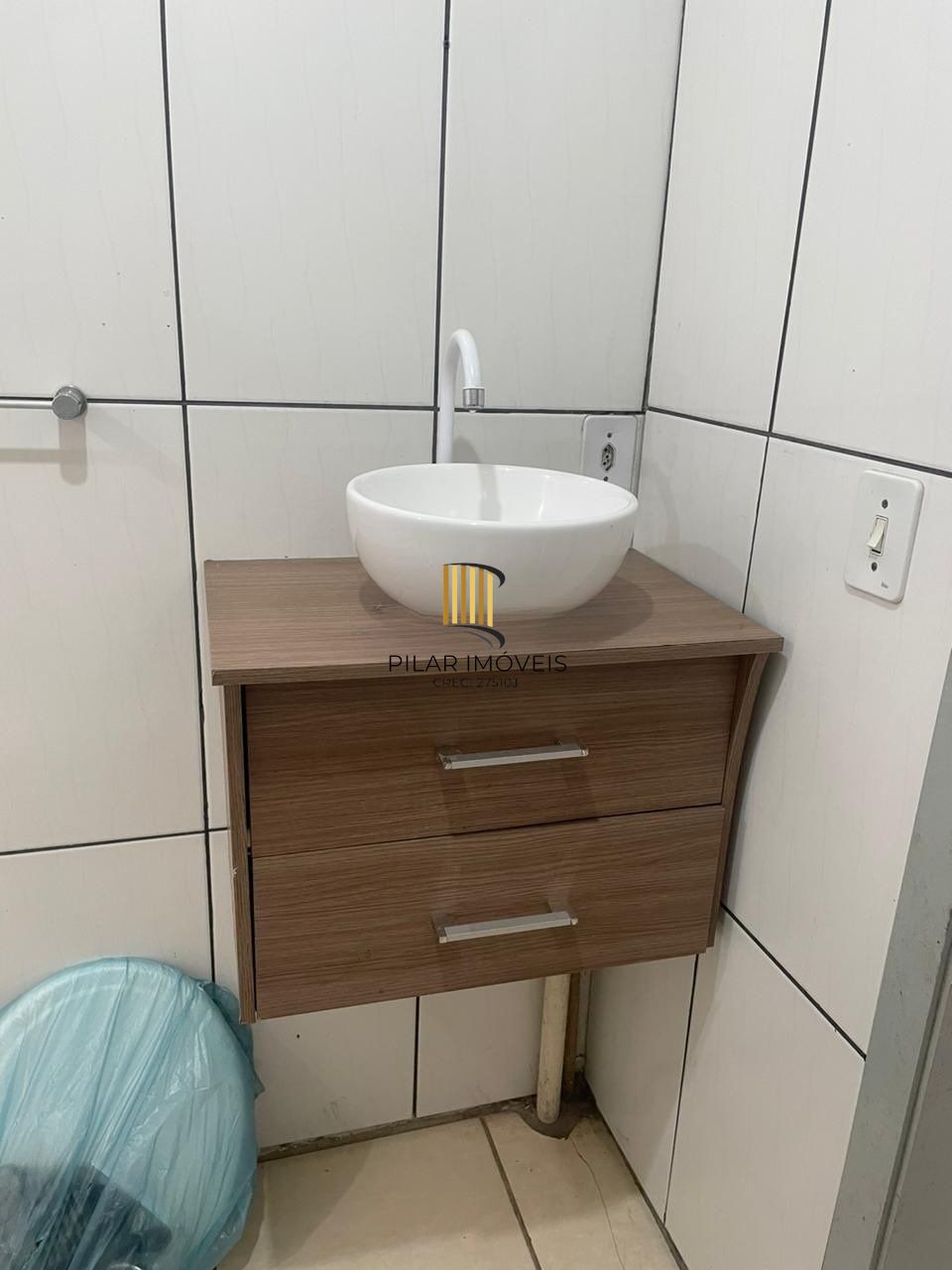 Apartamento de 2 dormitórios e 1 vaga de garagem em Canoas.