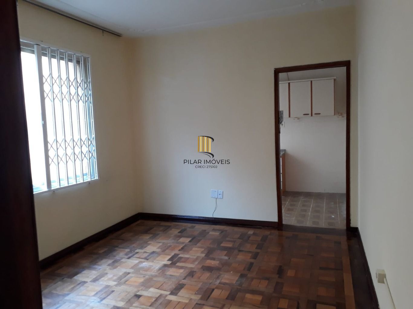 Apartamento JK à venda com 1 Dormitorio  no Bairro Menino Deus