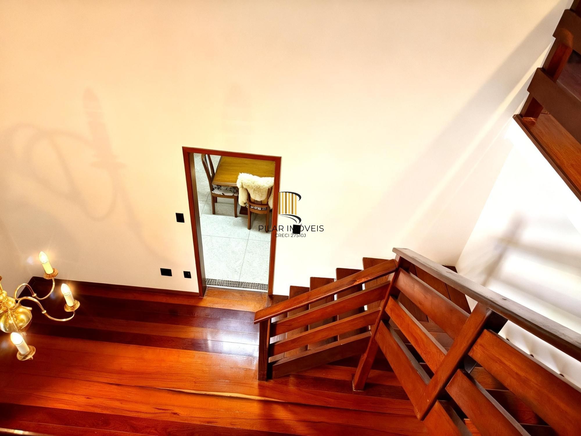 Casa com 4 quartos, piscina, vaga, churrasqueira e Sacada no bairro Jardim Itu