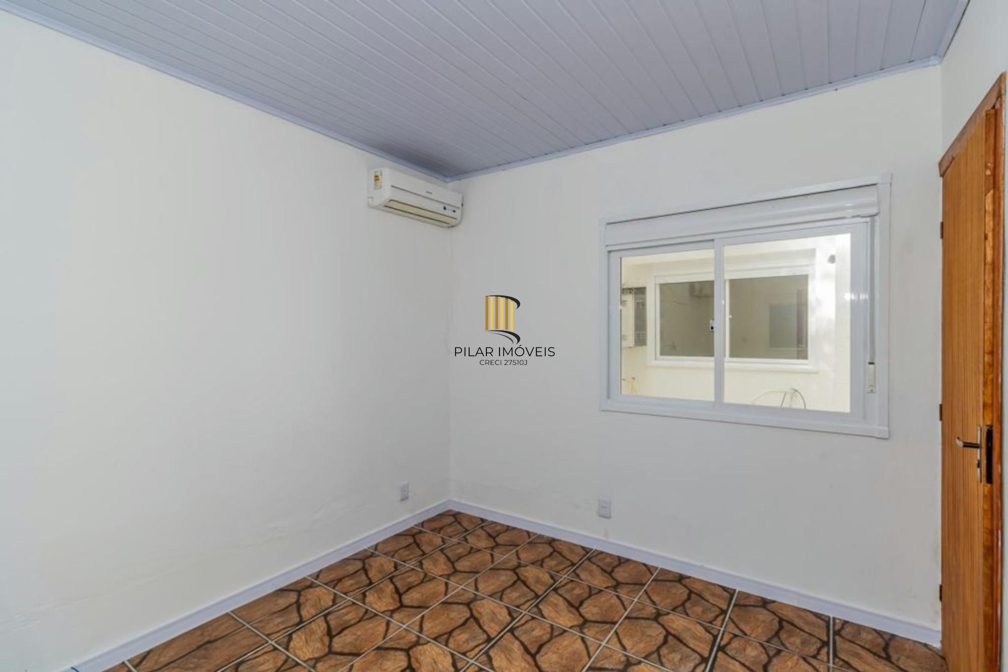 Apartamento Térreo 2 Dormitórios no Jardim Botânico – Amplo e Iluminado